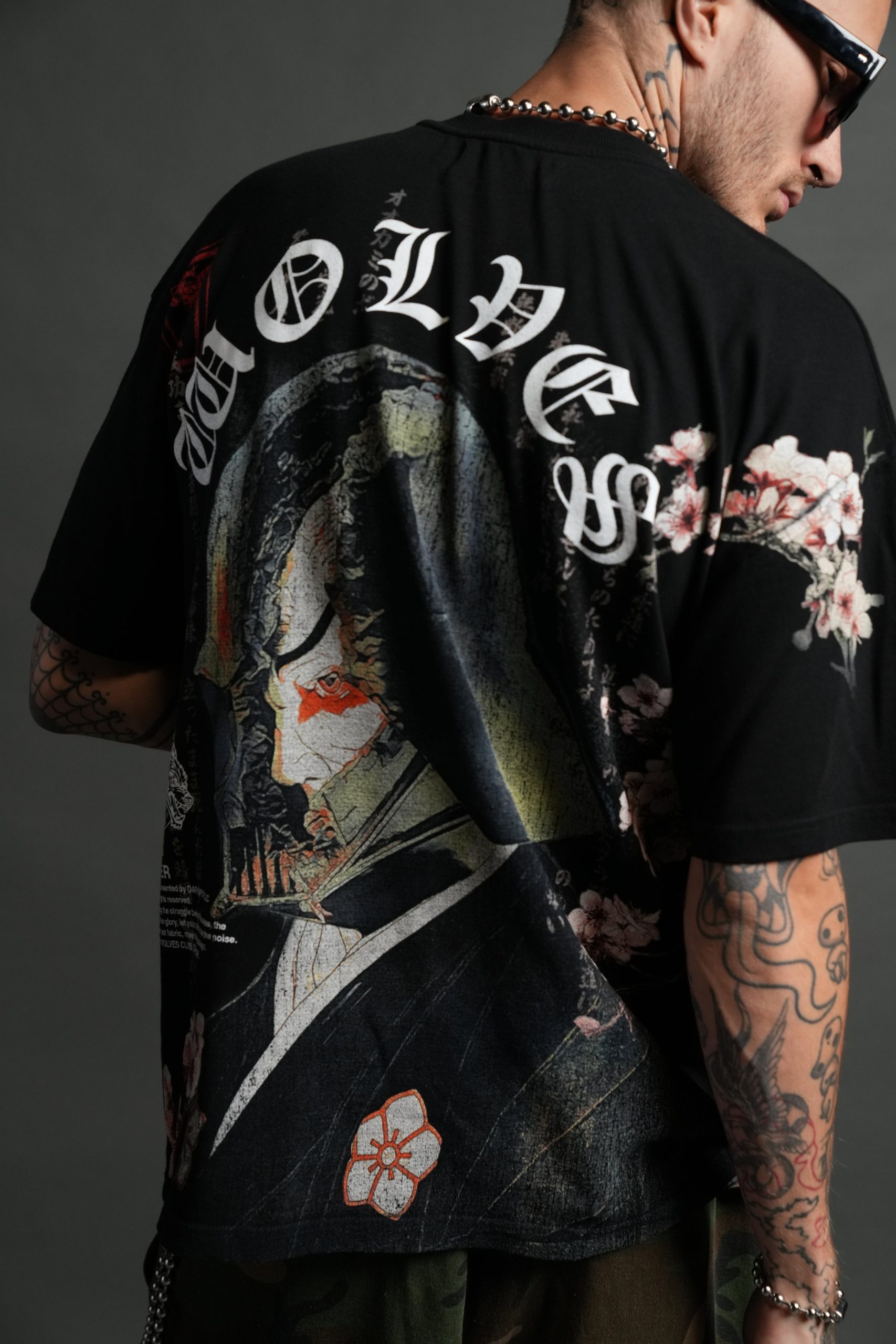 No Return Premium Oversized Tee in Black - Image 8