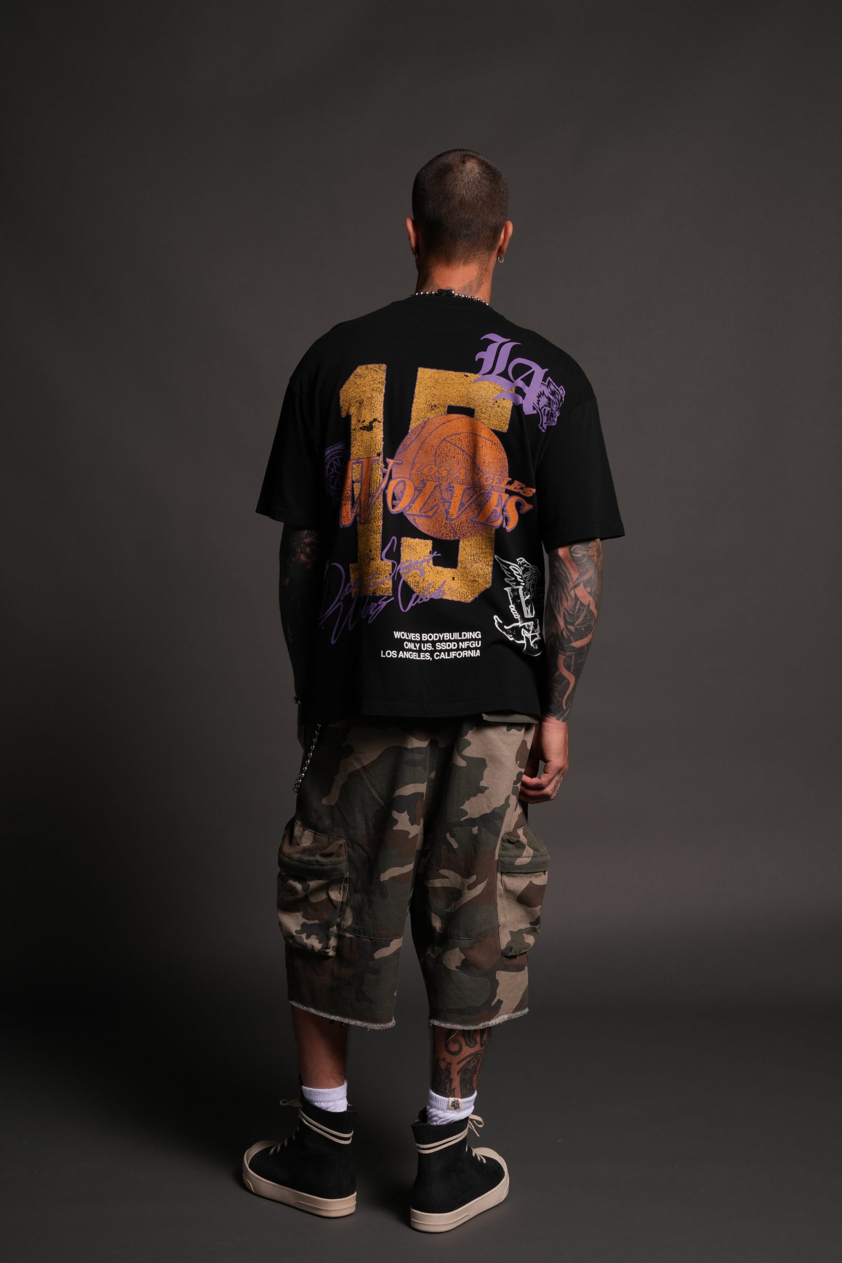 La Has Your Back Premium Oversized Tee in Black - Image 6