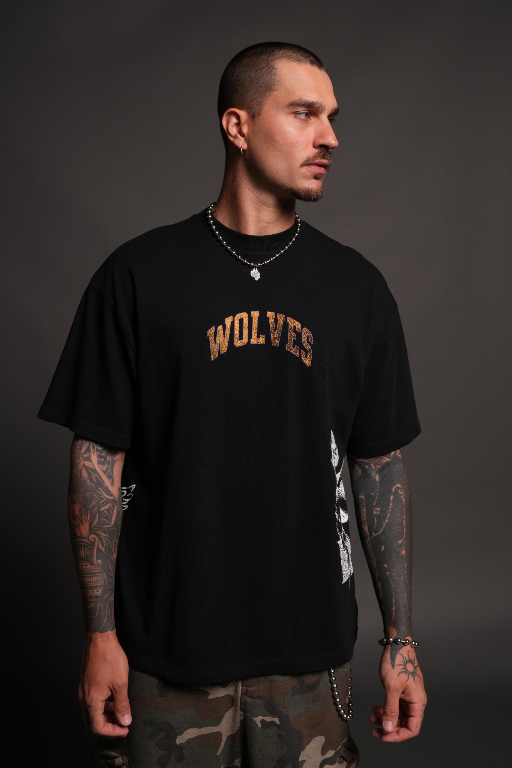 La Has Your Back Premium Oversized Tee in Black - Image 2