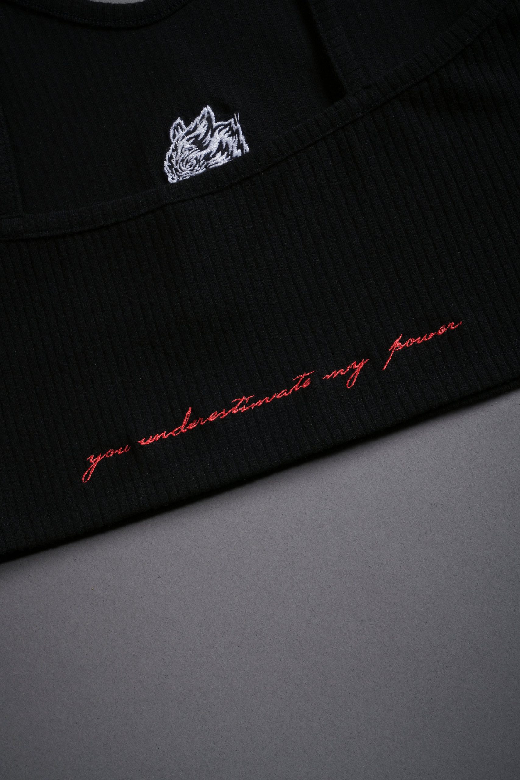 Single Wolf Spaghetti Crop Tank in Black - Image 9