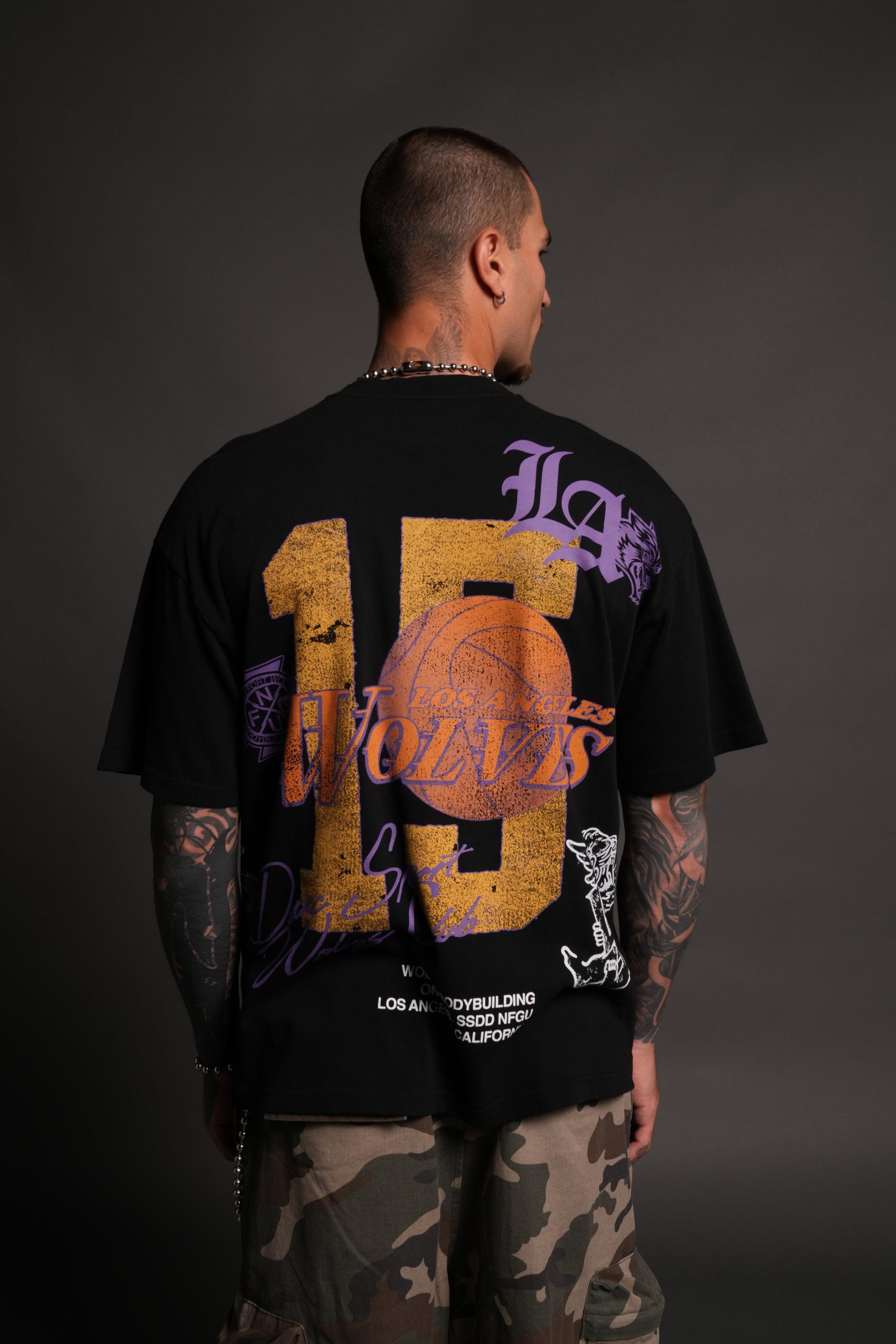 La Has Your Back Premium Oversized Tee in Black - Image 4