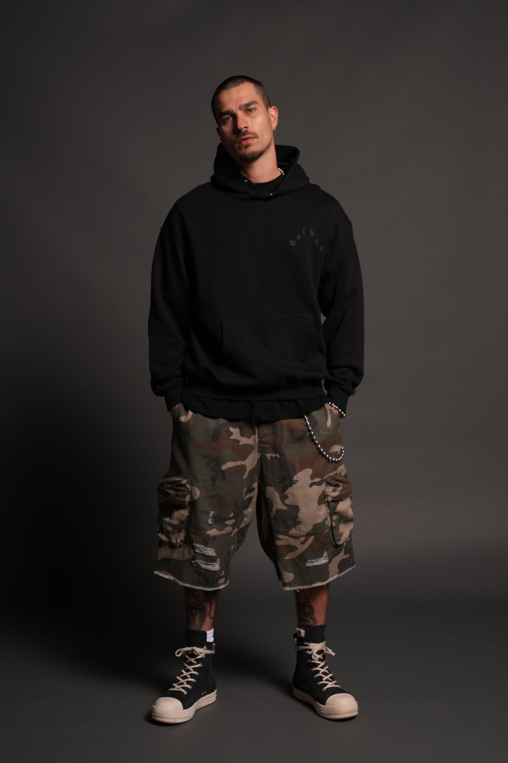 Homage To La Pierce Hoodie in Black - Image 5
