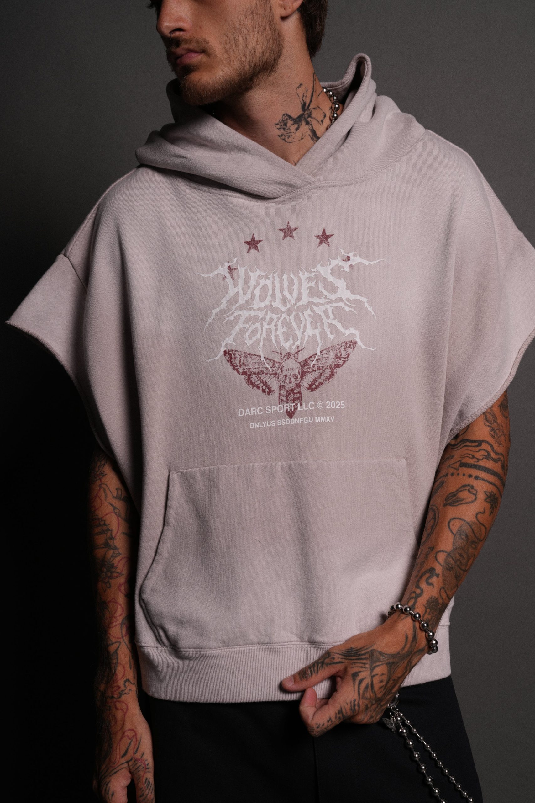 Iron Pack Grunge Gage Cap Sleeve Hoodie in Clay - Image 8