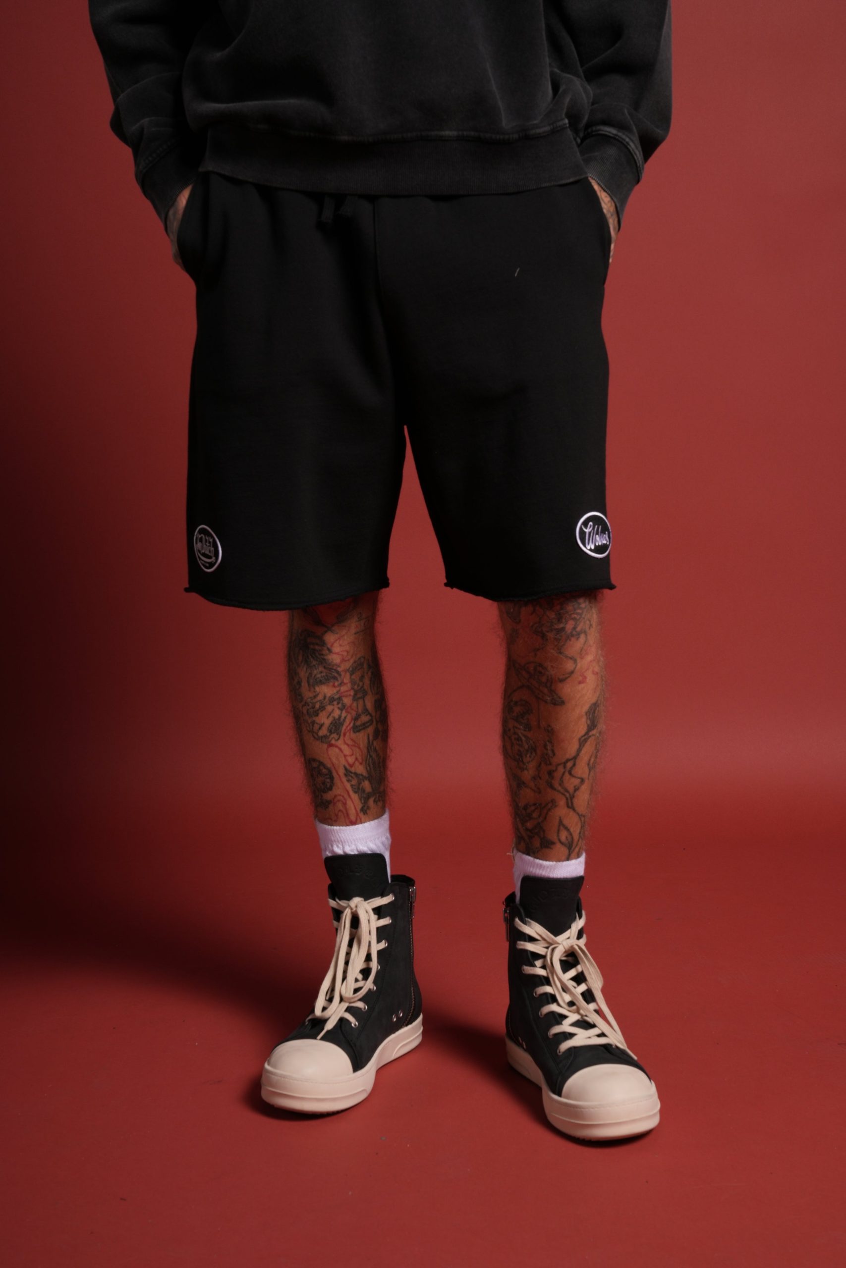 Rebel Heritage Grunge Oversized Raw Hem Post Lounge Sweat Shorts in Black - Image 2