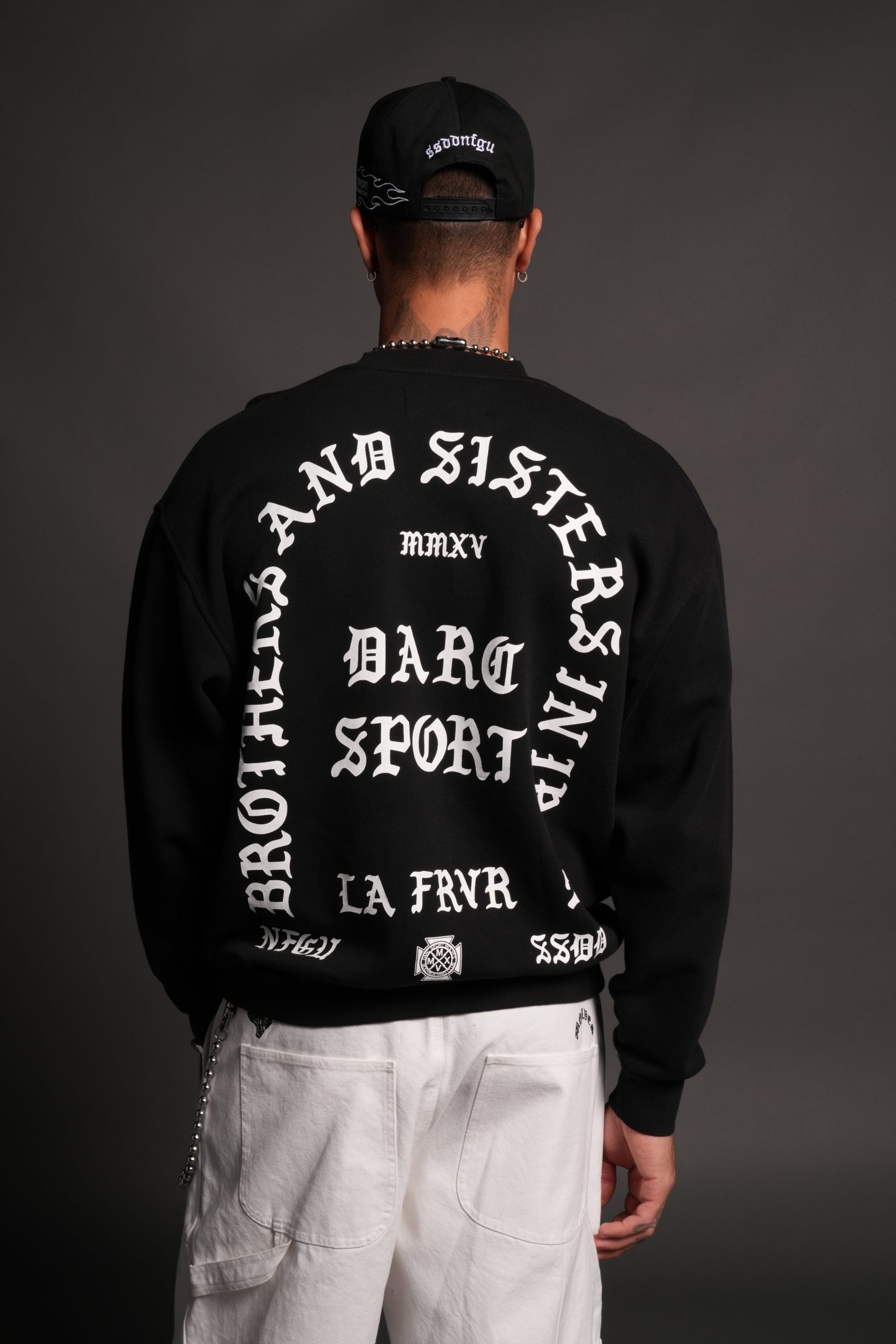 La Cherub London Crewneck in Black - Image 4