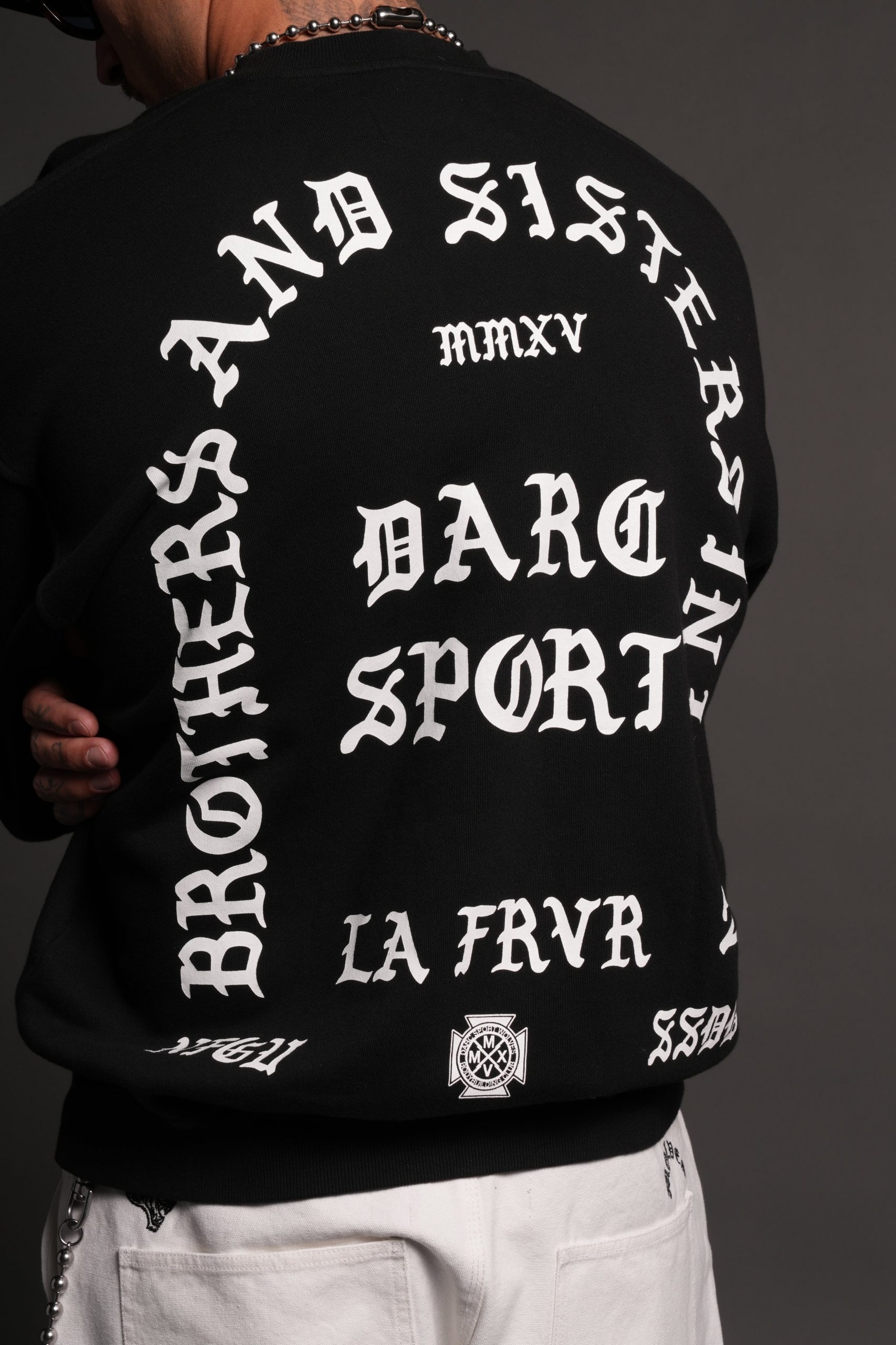 La Cherub London Crewneck in Black - Image 12