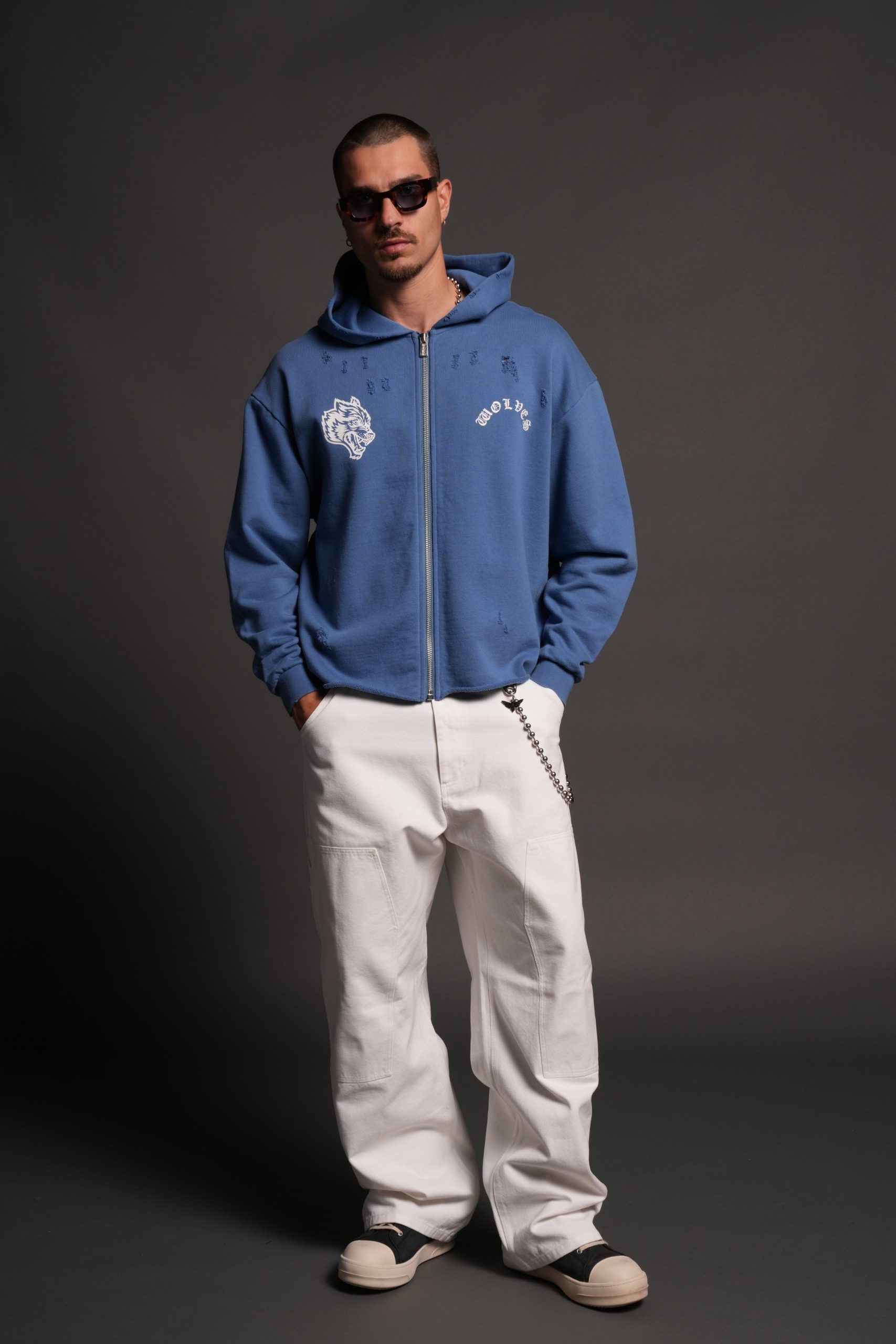 Los Cherub Distressed Grunge Mid Length Raw Hem Zip Hoodie in La Blue - Image 5