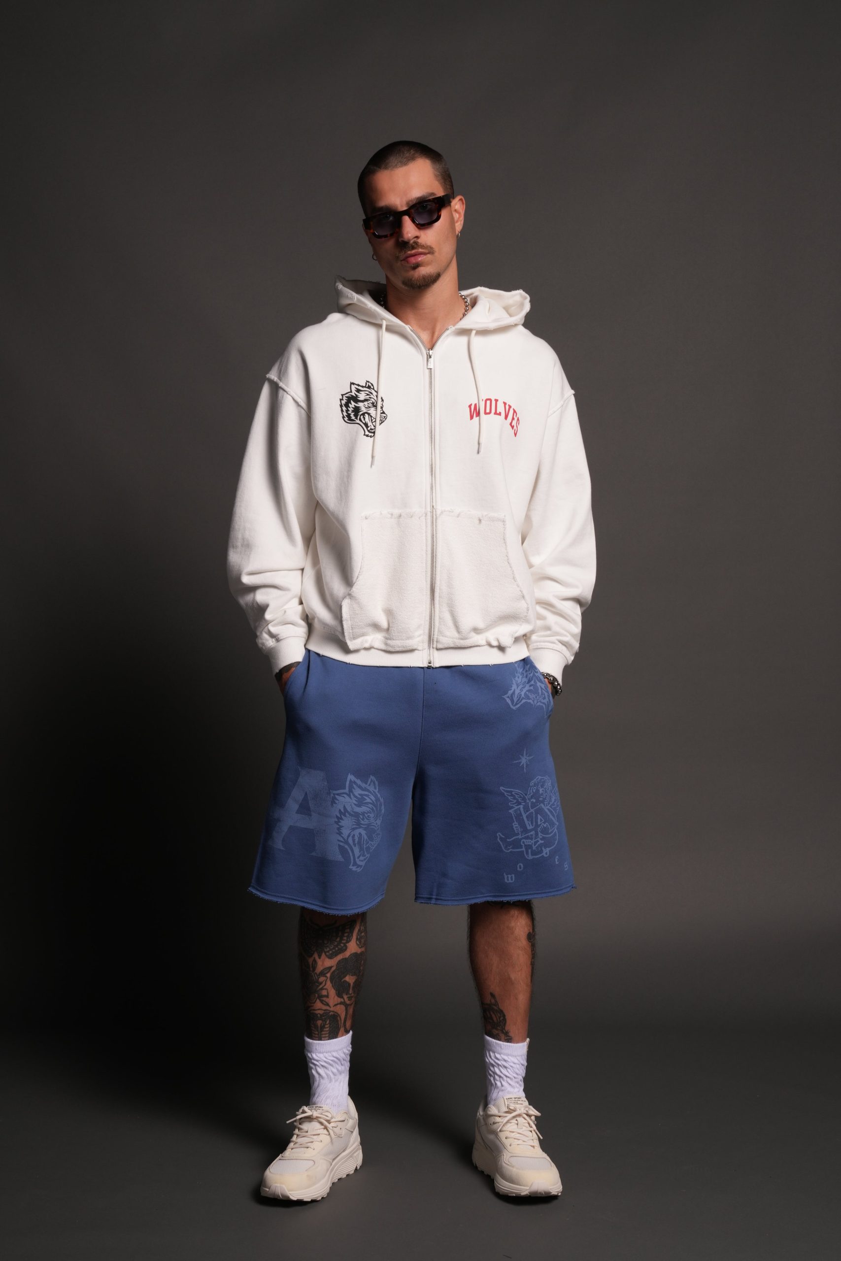 La Ca Frvr Grunge Moatis Zip Hoodie in Cream - Image 5