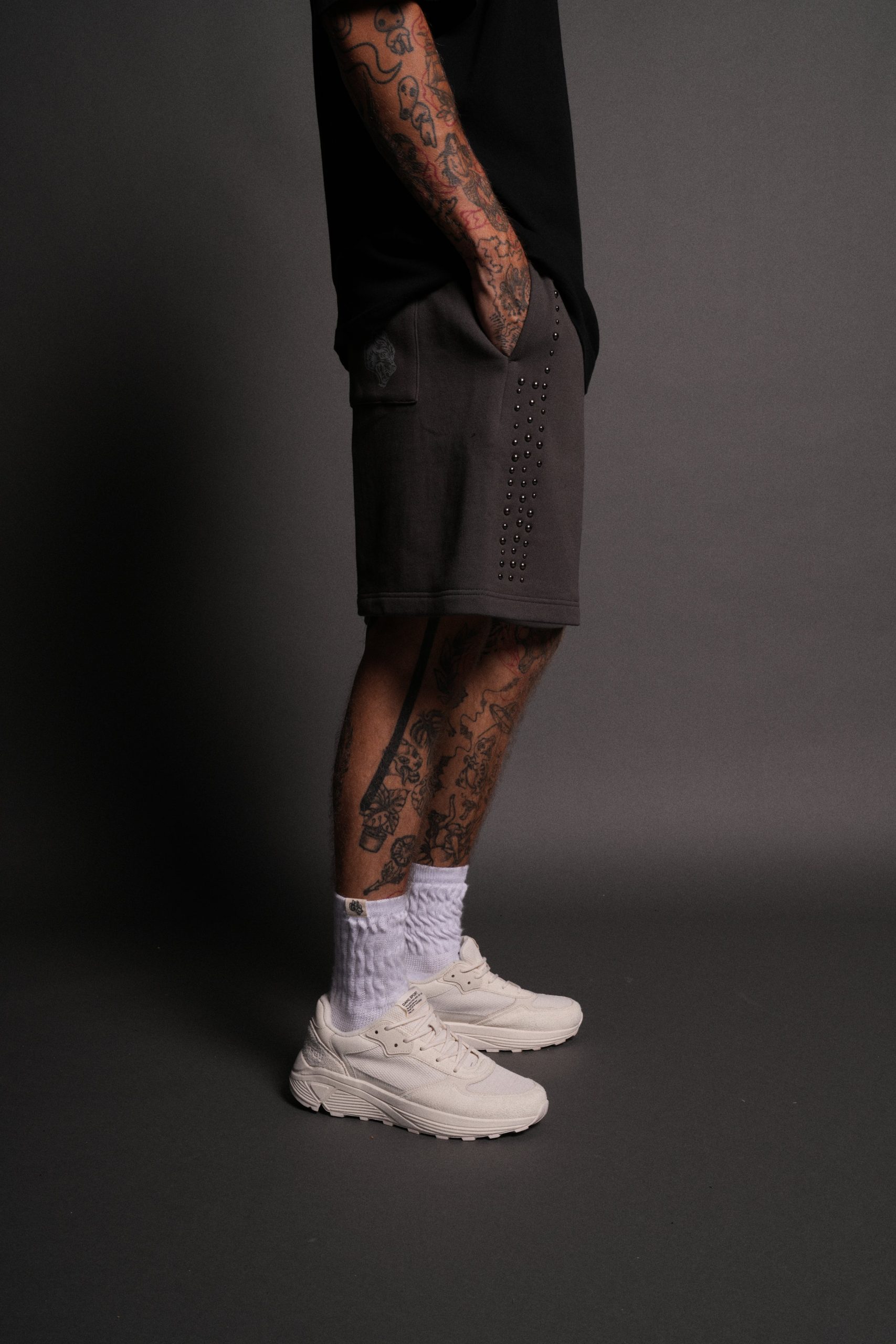 Stud Wolf Post Lounge Sweat Shorts in Wolf Gray - Image 5