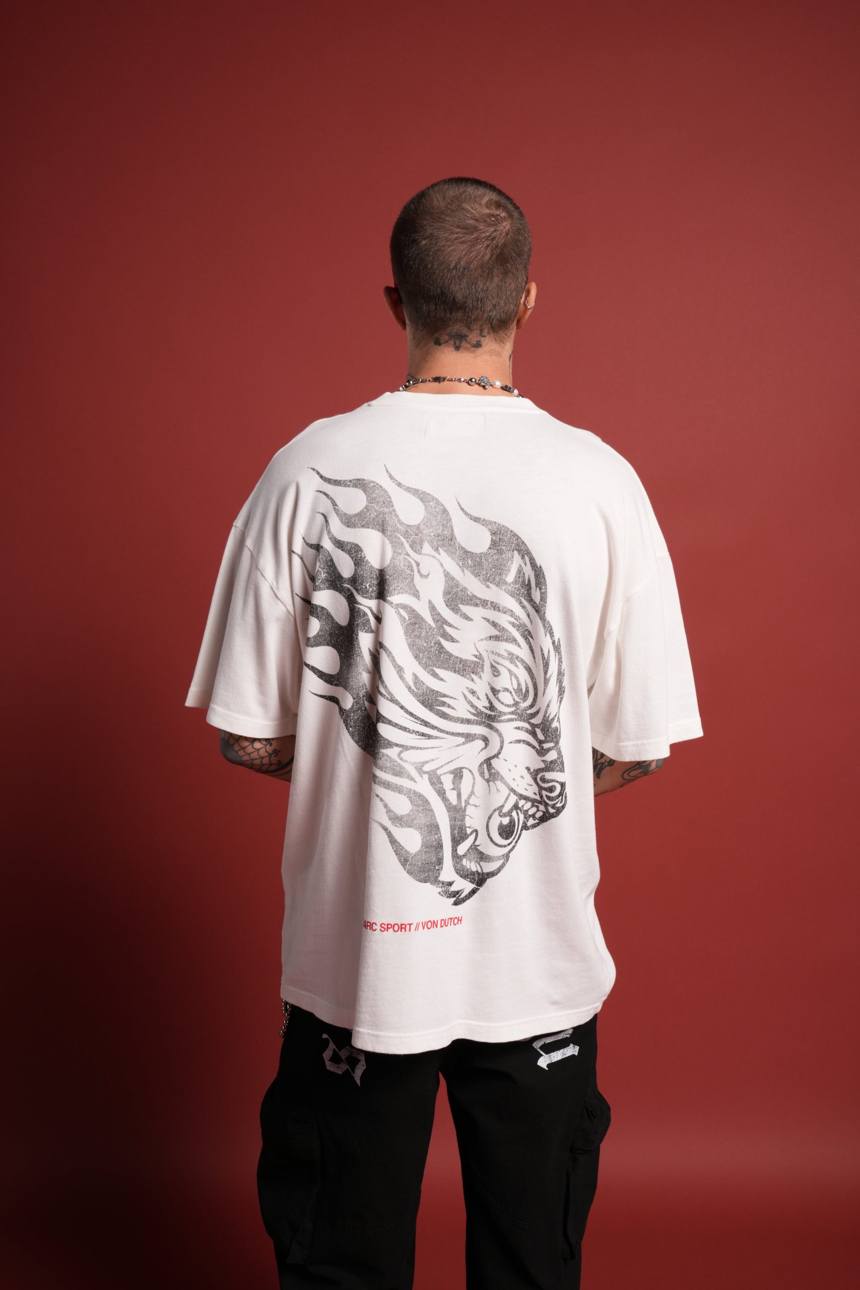 Von Darc Premium Oversized Tee in Cream - Image 4