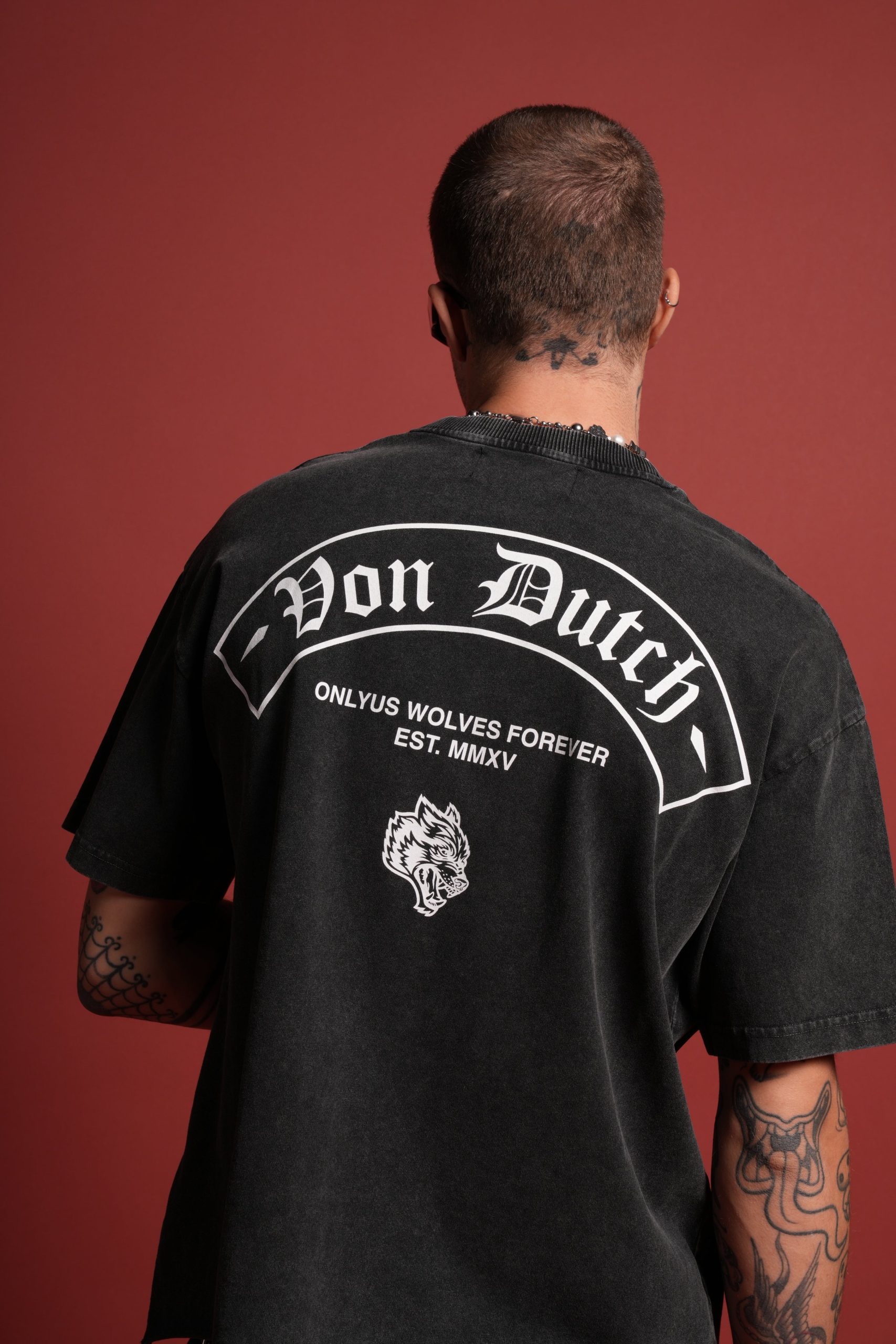 Darc Covenant Grunge Mid-Length Raw Hem Tee in Black - Image 6