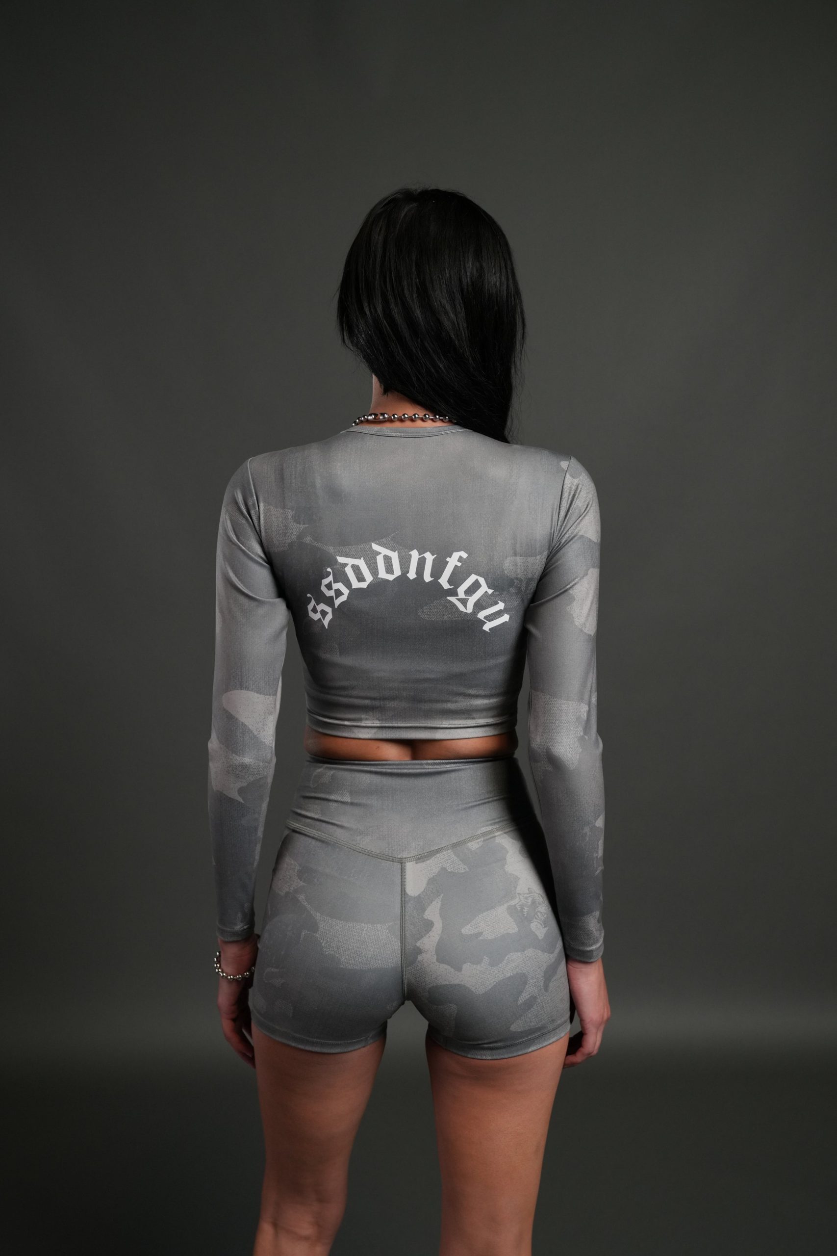 Drip Hesh L/S Energy Top in Lush Vintage Woodland Camo - Image 2