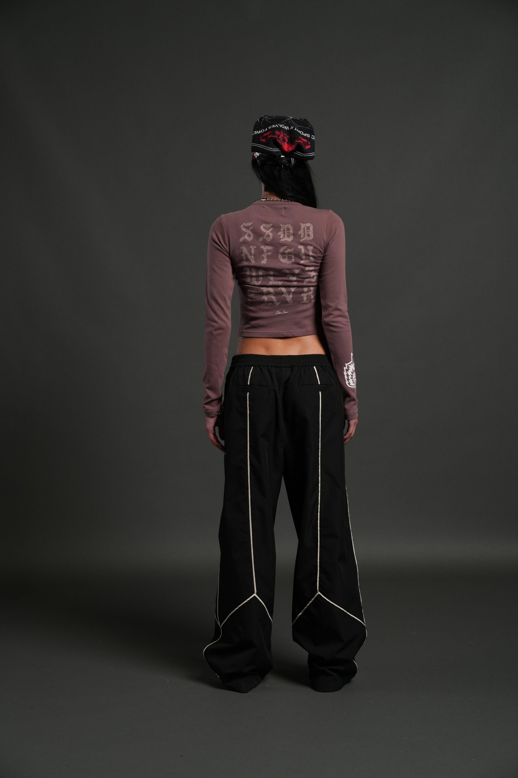 Stone Code L/S Baby Tee in Mauve - Image 4