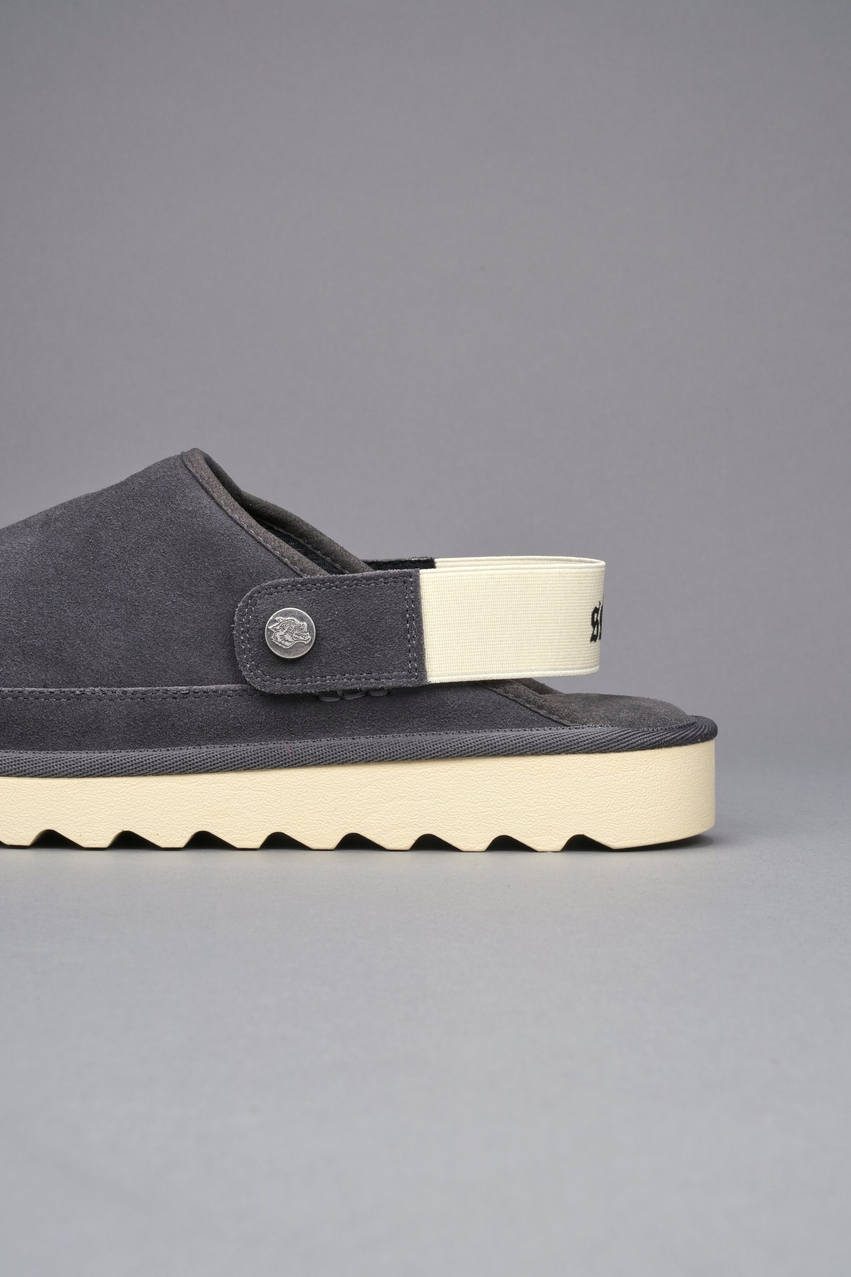 Sedona Slides in Wolf Gray - Image 2