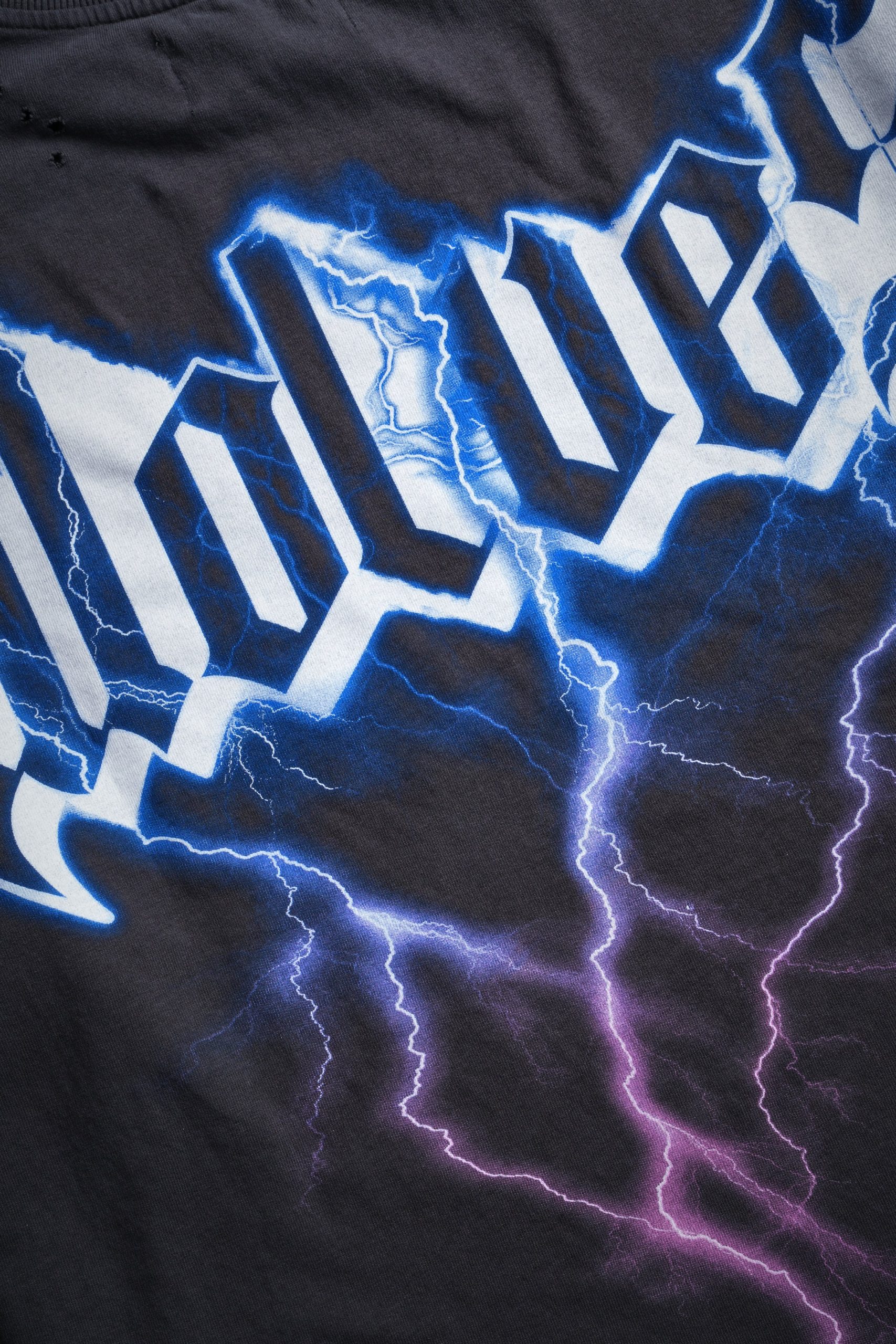 Wolves Lightning Distressed Grunge Tee in Wolf Gray Drift Wash - Image 7