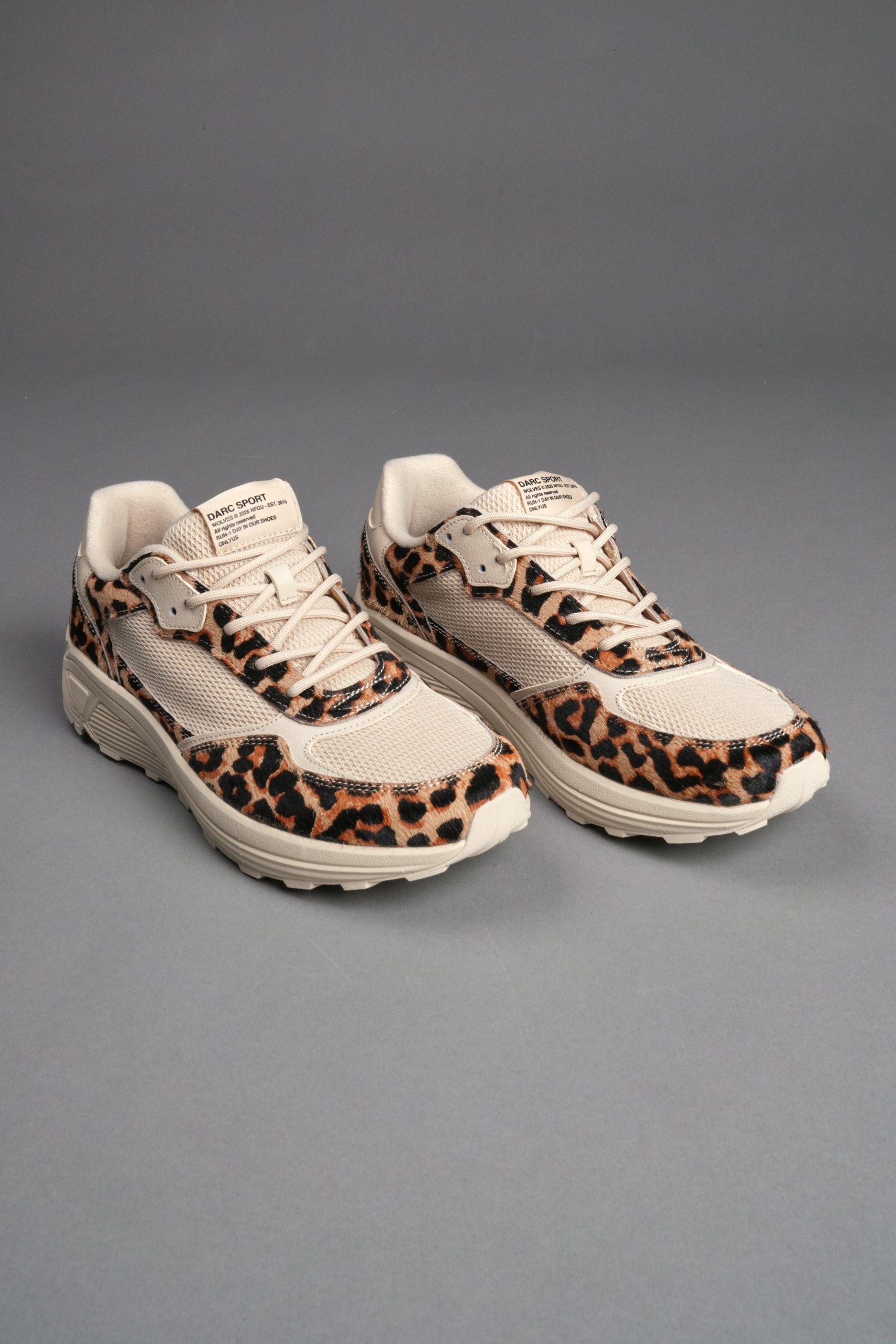 Run-1 Shoes in Clay Leopard/Cream - Image 5