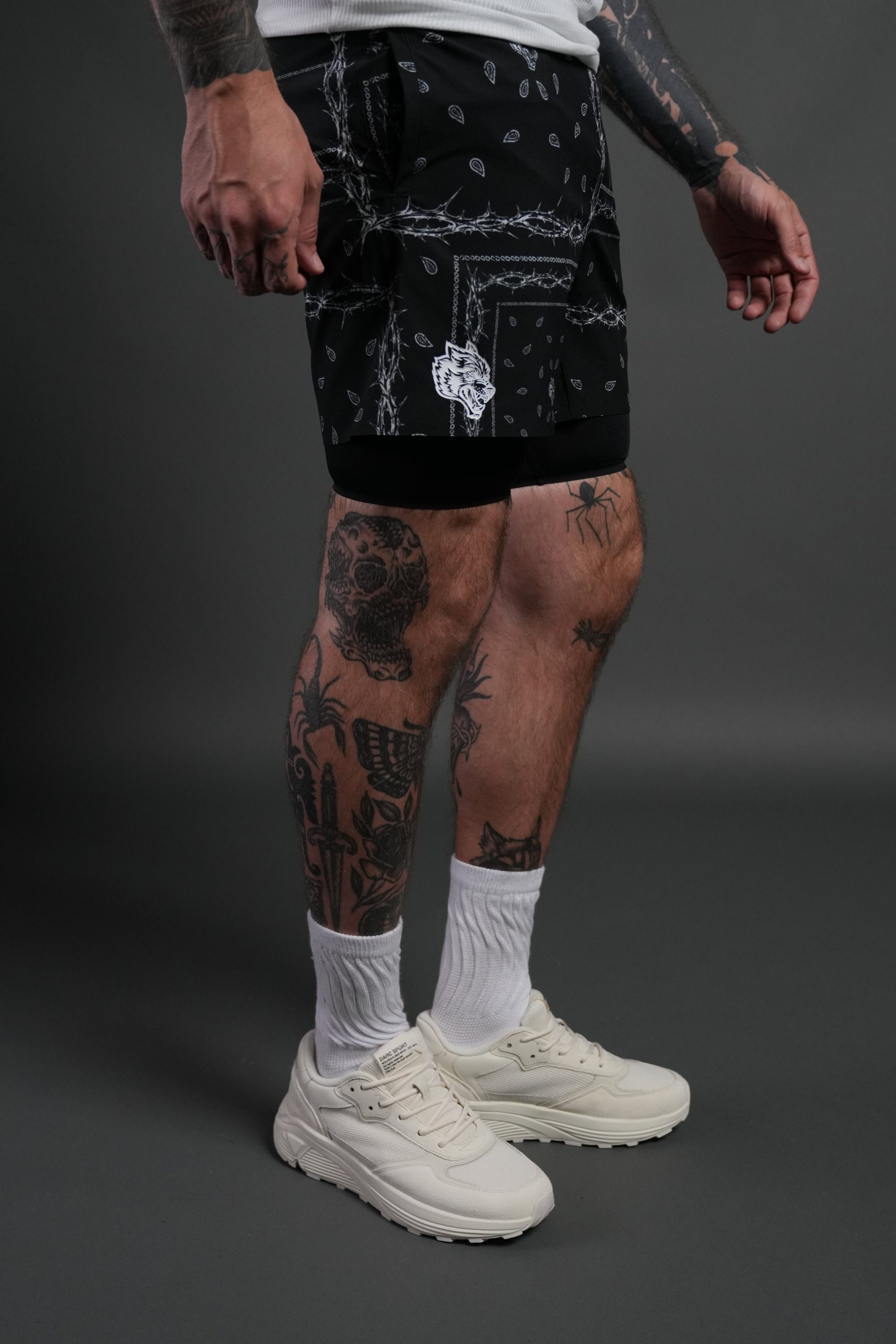 Dual Compression Shorts in Black/White Thorn Paisley - Image 5