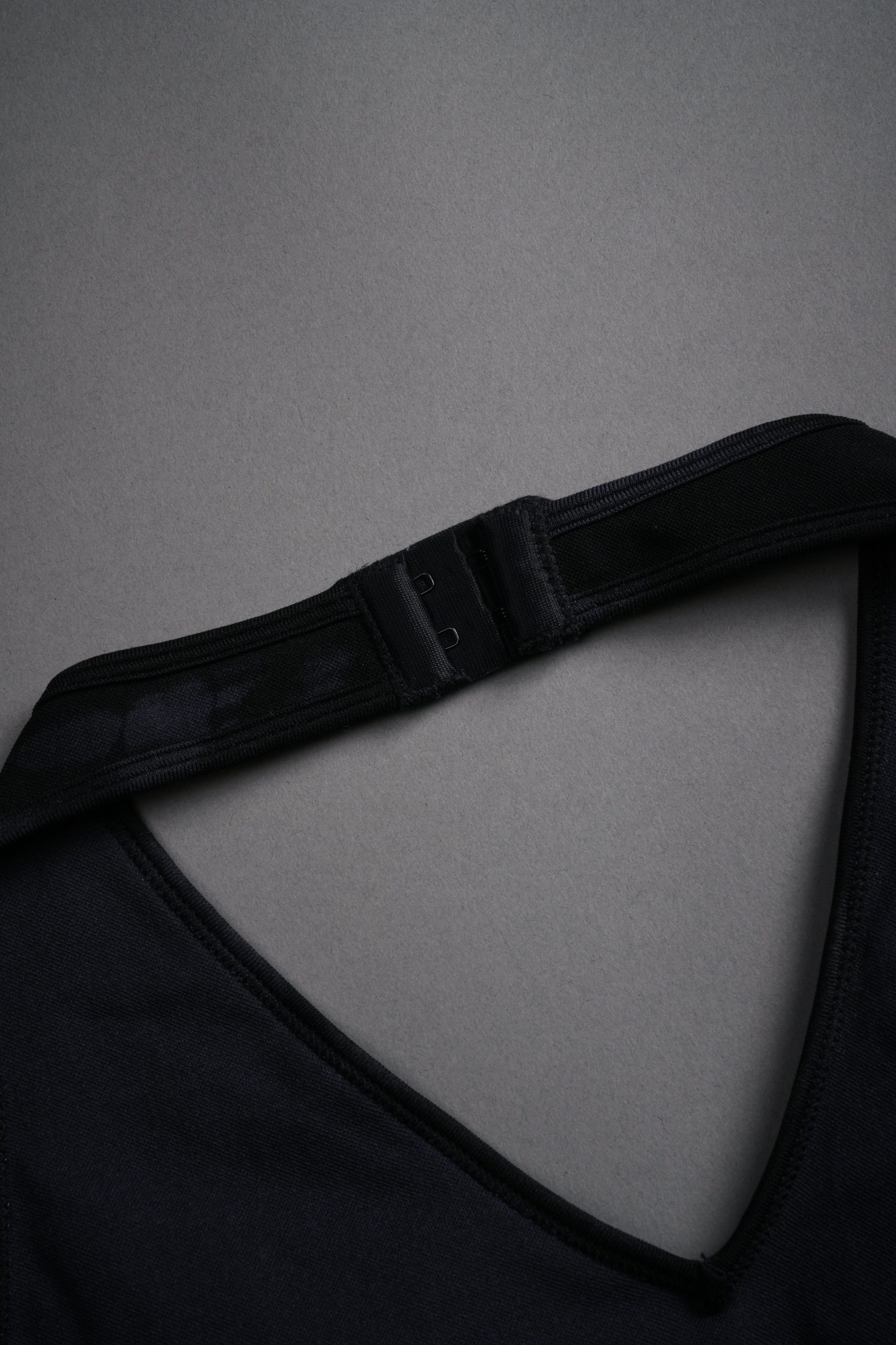 Chopper Everson Seamless Halter Bra in Black Tonal Serpent - Image 7