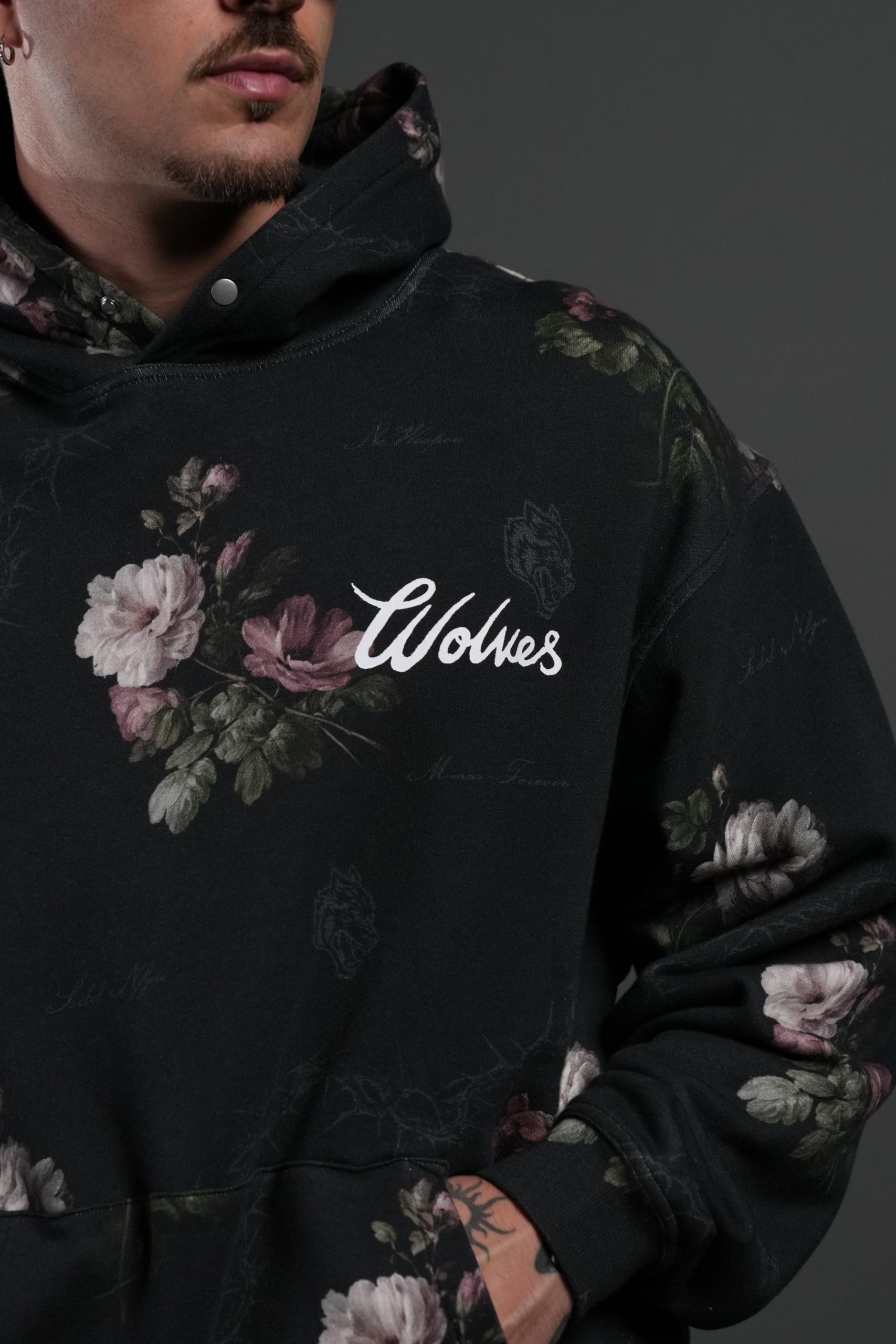 Wolves Script Pierce Hoodie in Black Rose Thorn - Image 5