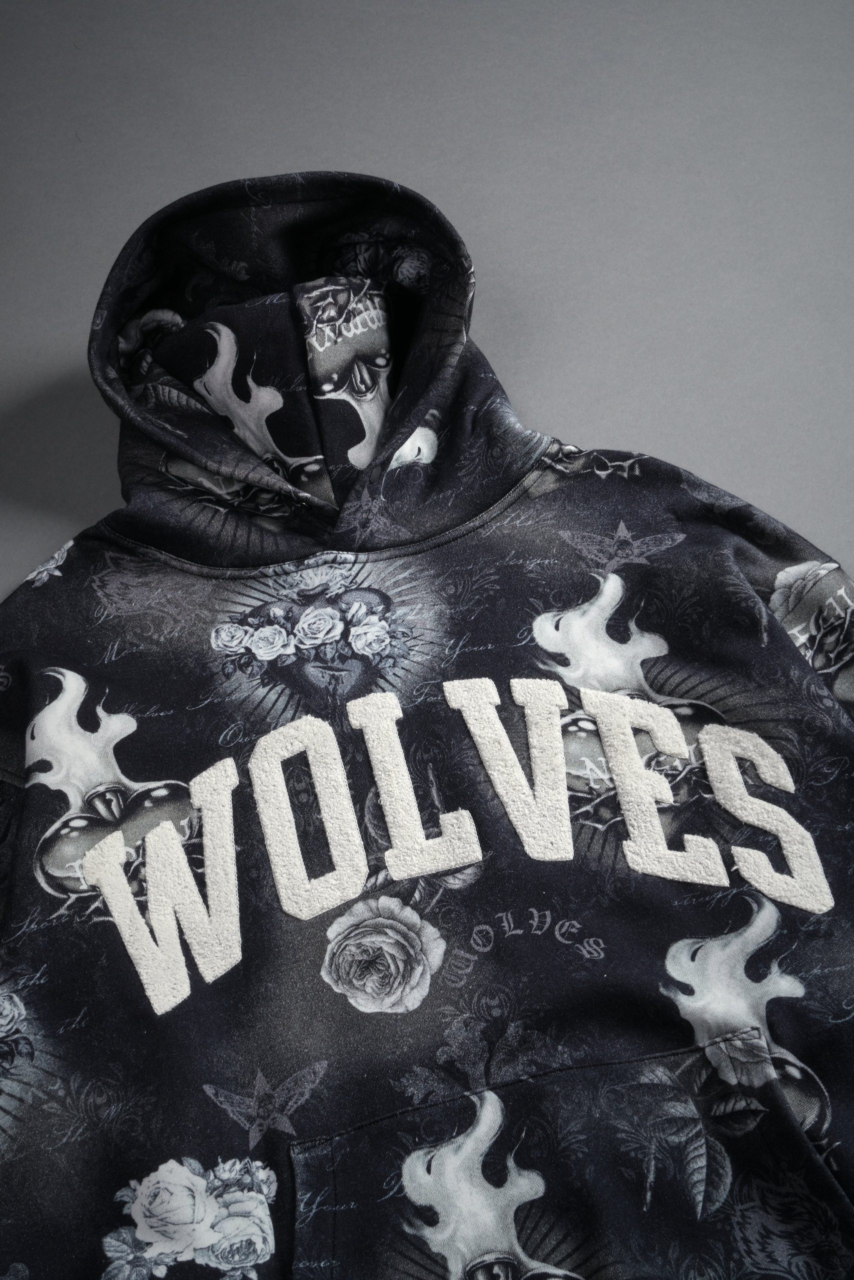 Always Loyal Pierce Hoodie in Corazon de Oscuridad Tonal - Image 6