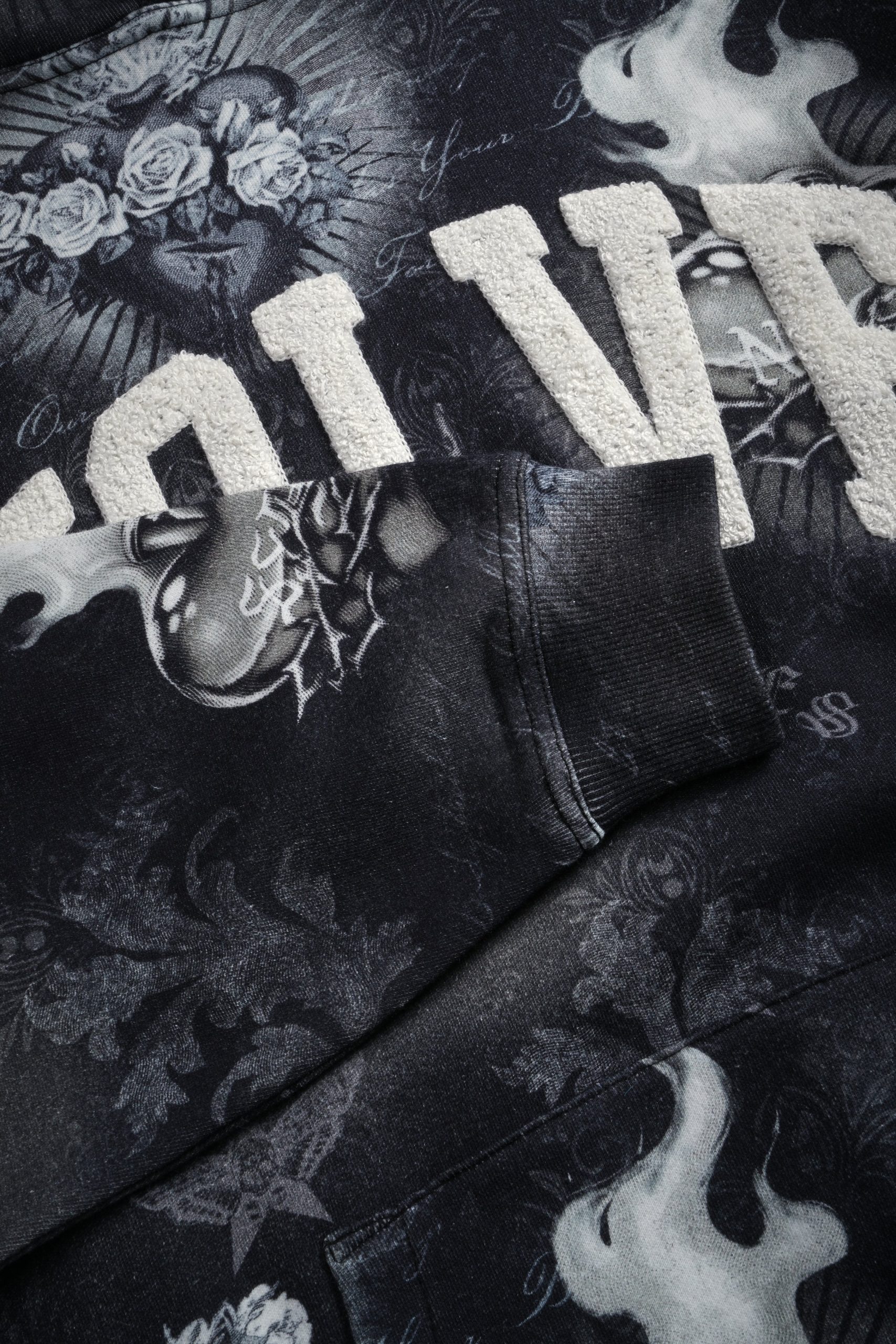 Always Loyal Pierce Hoodie in Corazon de Oscuridad Tonal - Image 7