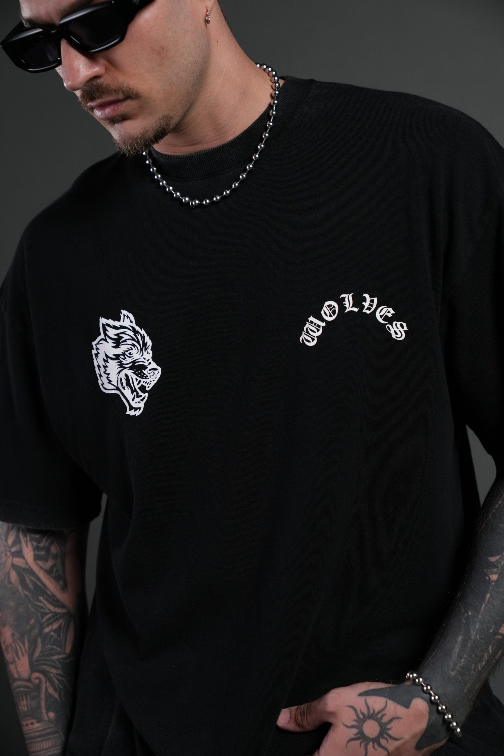 Crossed Hearts Premium Oversized Tee in Black - Image 7