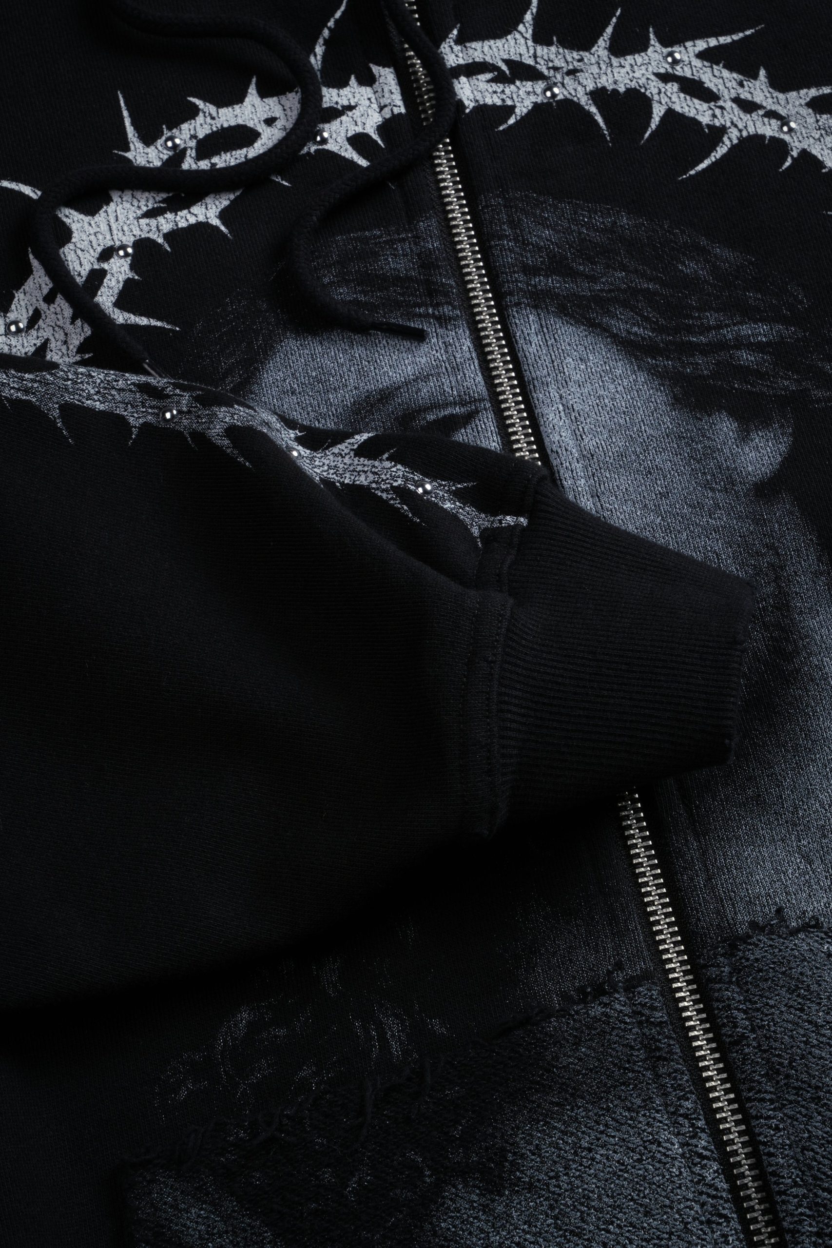 Crowned Grunge Moatis Zip Hoodie in Black - Image 12
