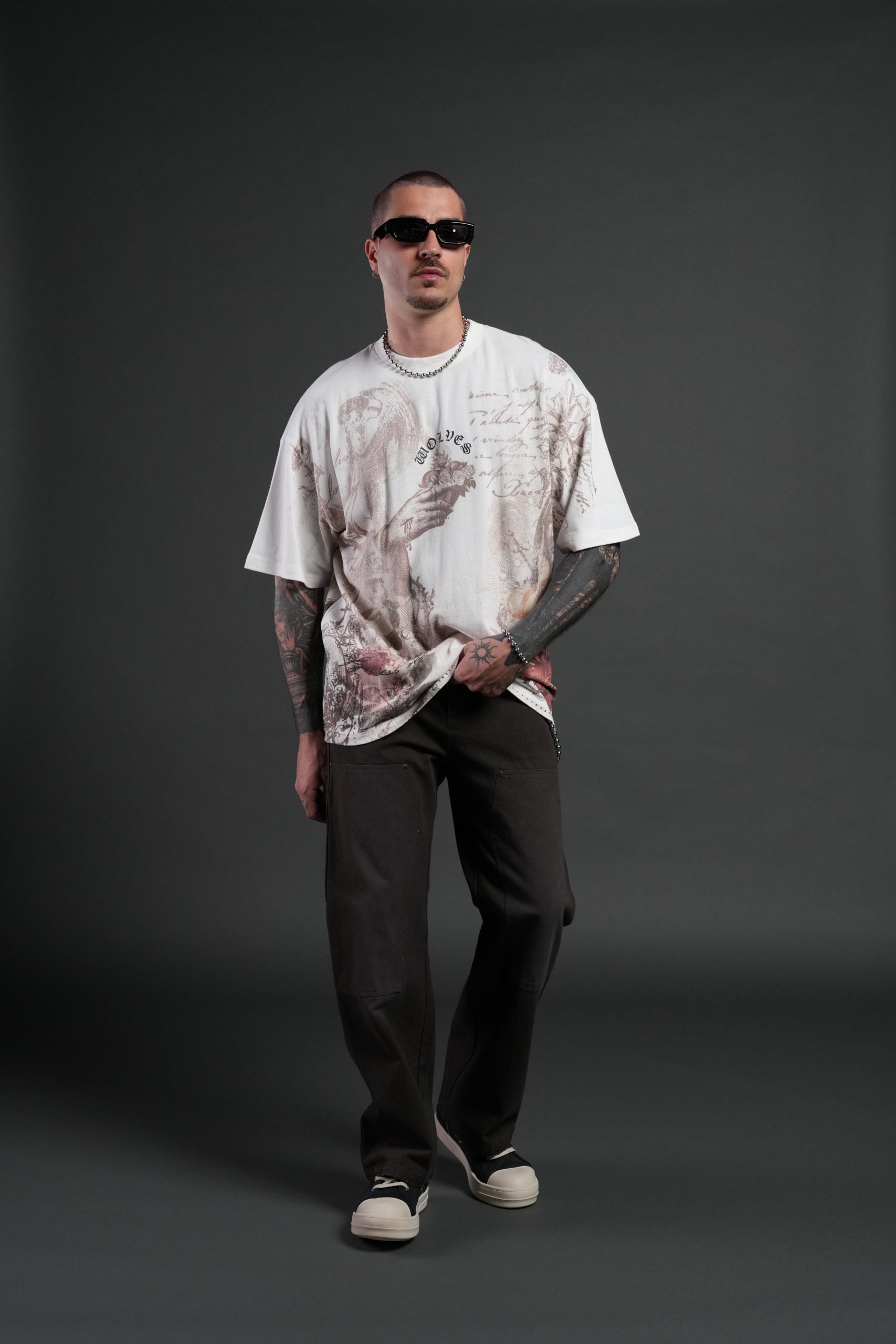 Heart of Thorns Premium Oversized Tee in Cream - Image 5