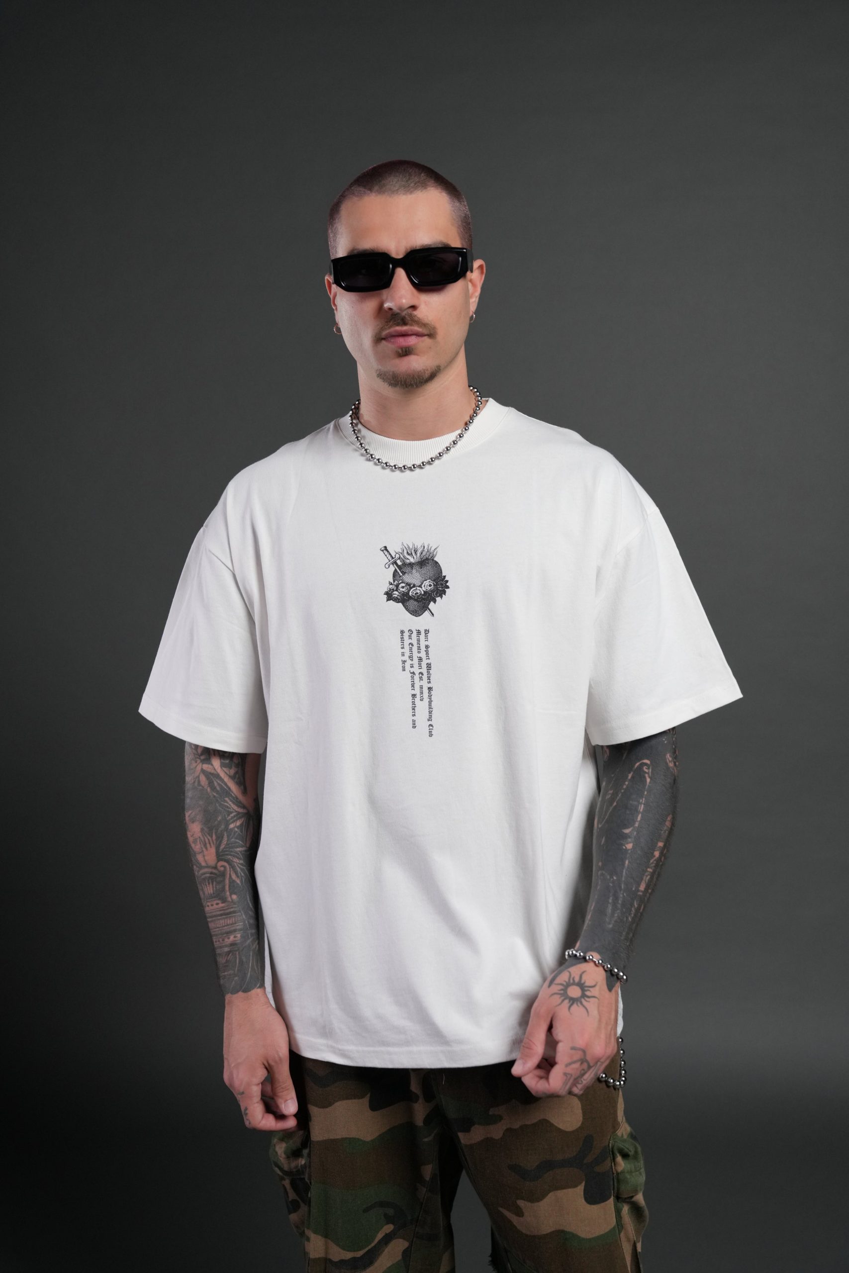 Sin Again Unisex Grunge Tee in Cream - Image 5