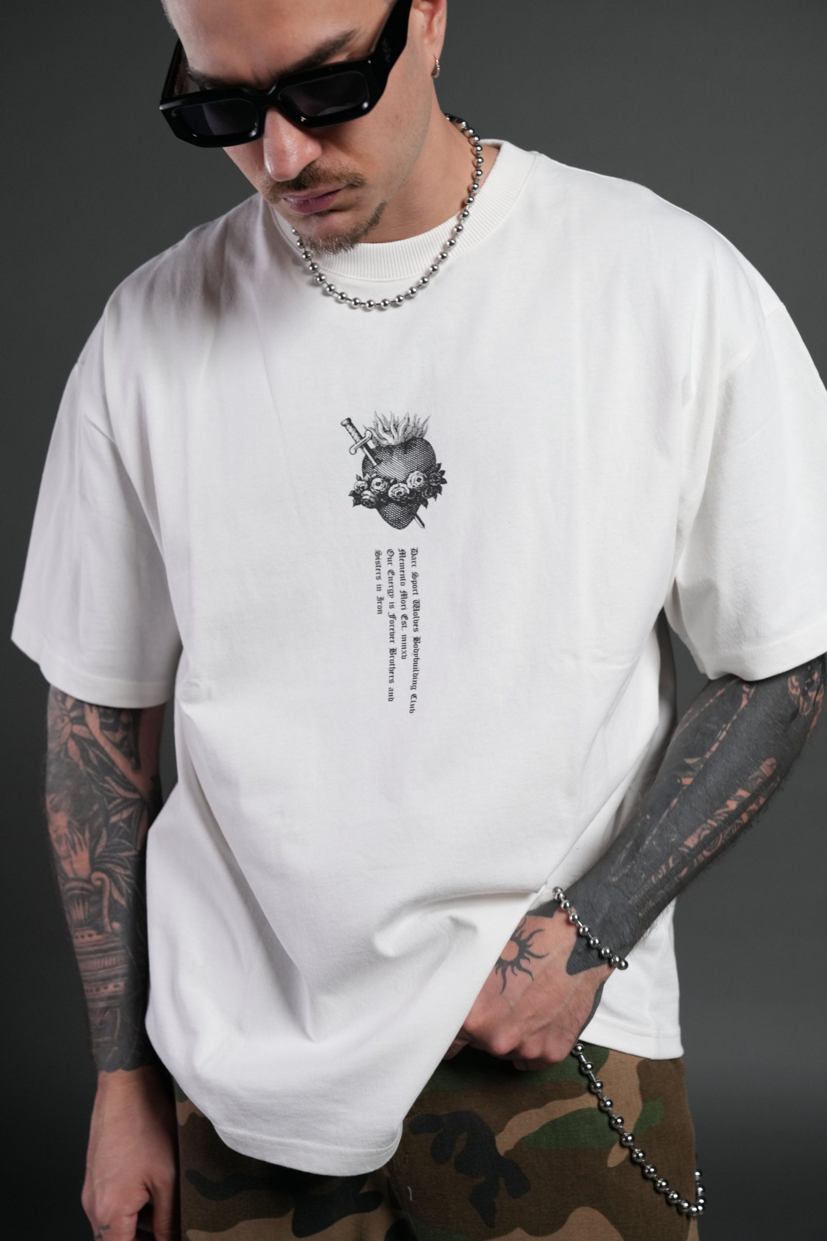 Sin Again Unisex Grunge Tee in Cream - Image 11