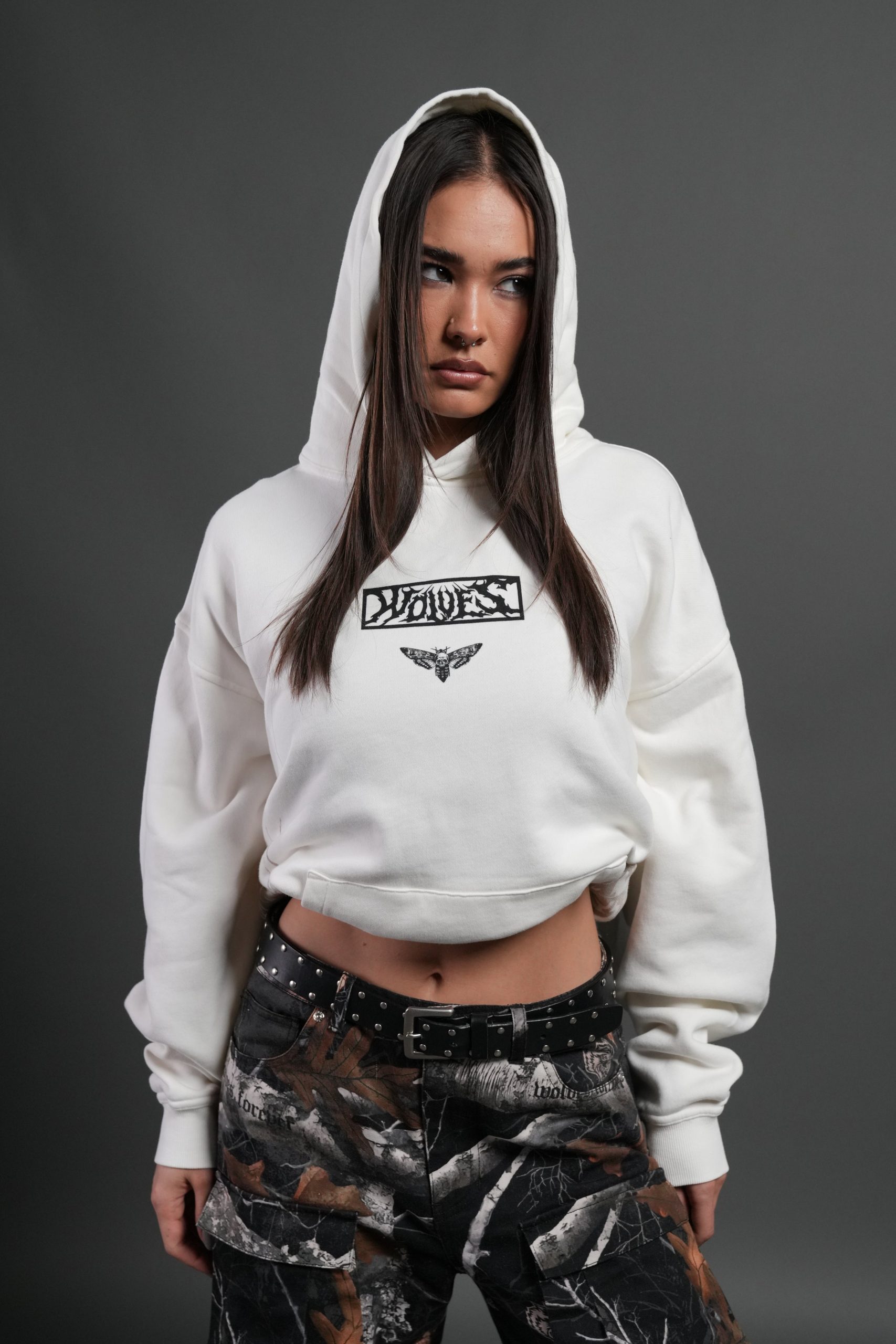 Death's-Head Pierce Hoodie in Cream - Image 2