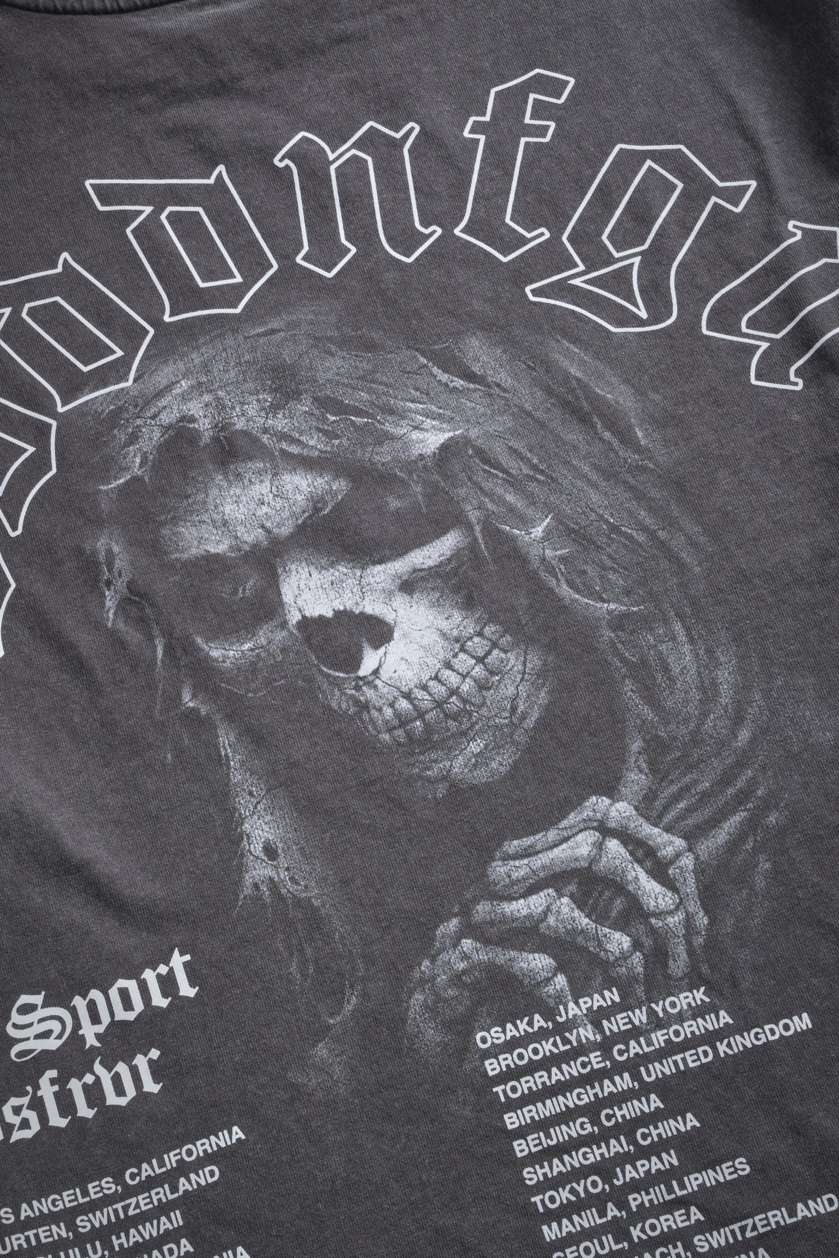 Reaper Tour Grunge Mid Length Raw Hem Tee in Slate Gray - Image 10