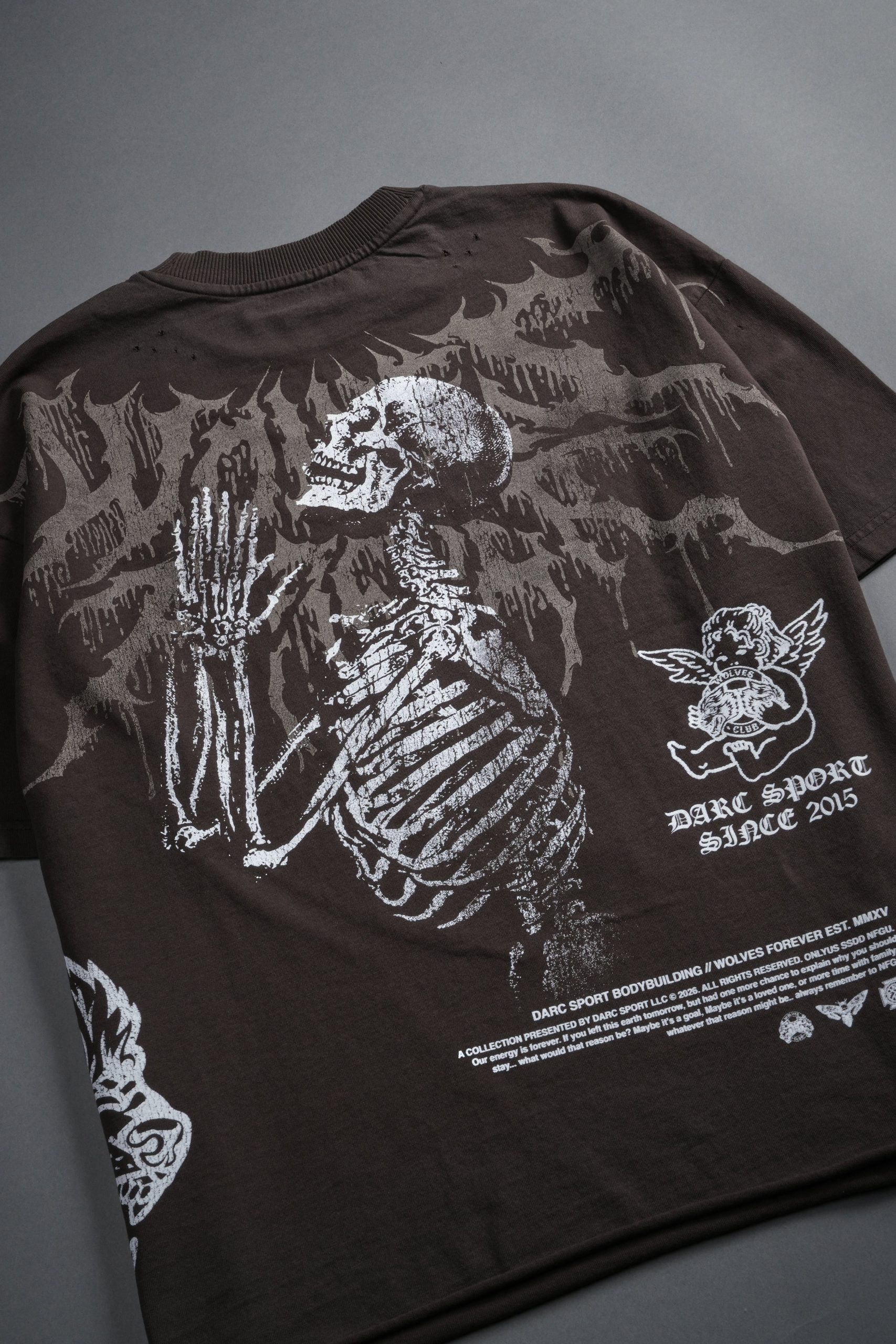 No Weapon Hesh Distressed Grunge Mid Length Raw Hem Tee in Darc Brown Drift Wash - Image 10