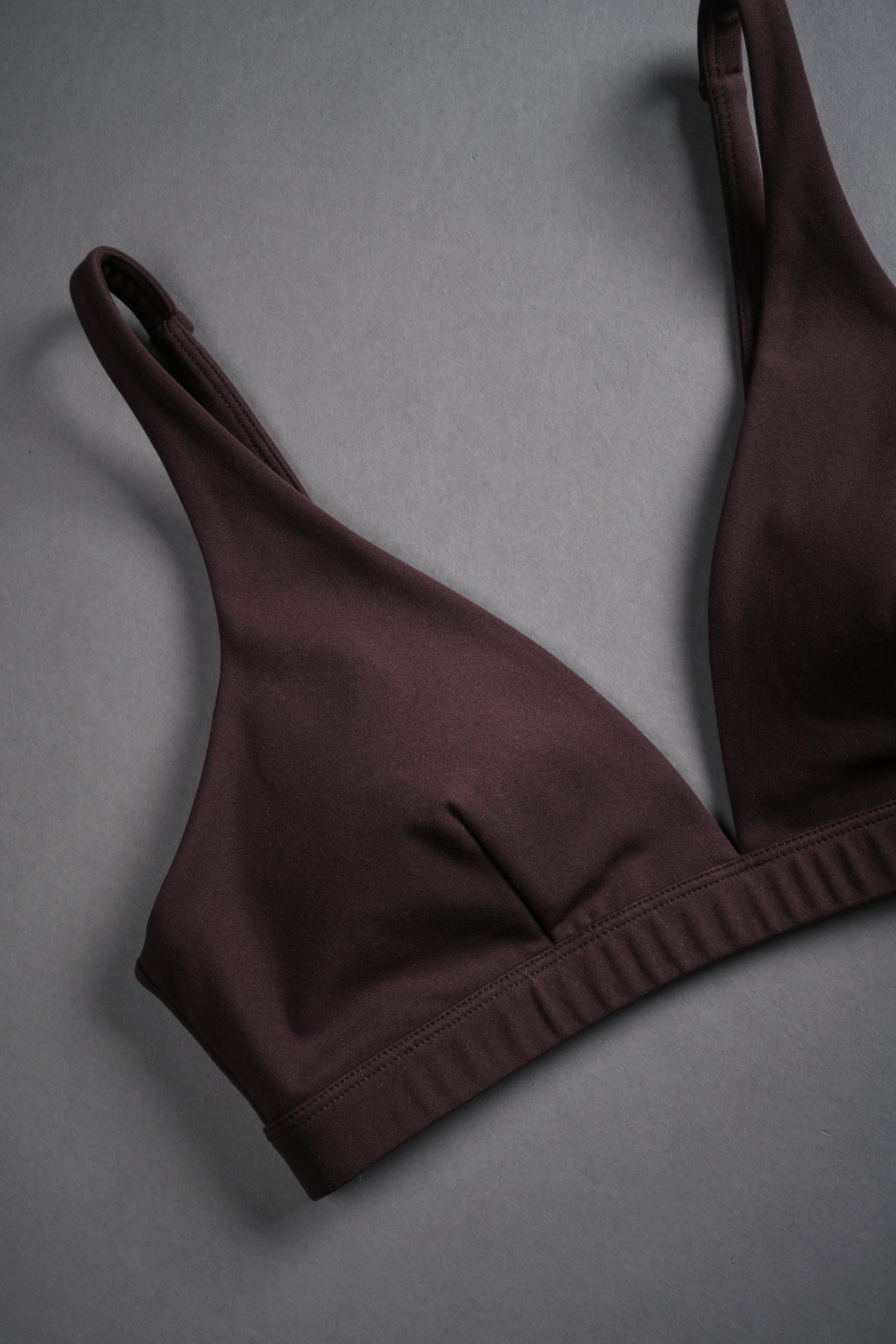 Chopper V Sports Bra in Darc Garnet - Image 7