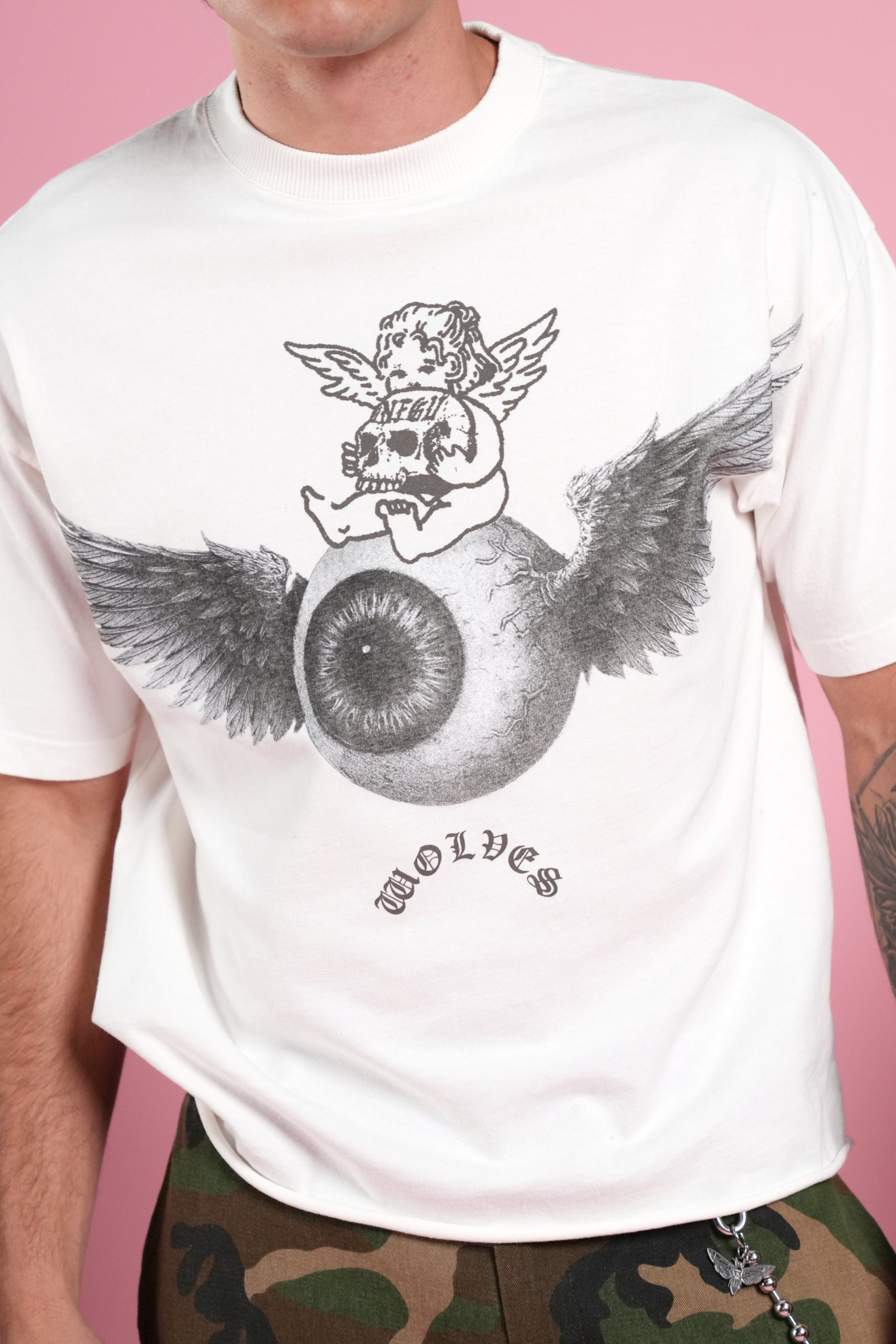 Flight Club V2 Grunge Mid Length Raw Hem Tee in Cream - Image 7