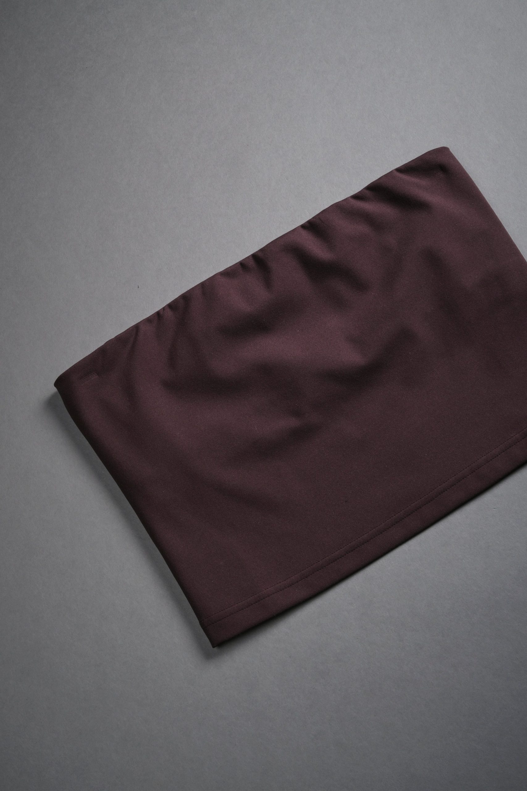 Single Wolf Nova Longline Bandeau Top in Darc Garnet - Image 7