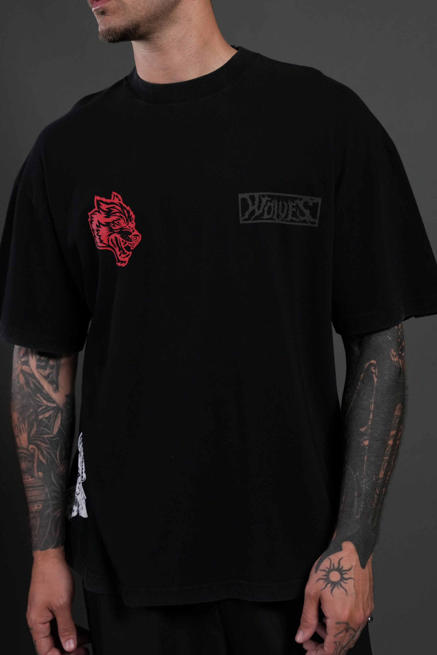 Wolves Valor Premium Oversized Tee in Black - Image 7