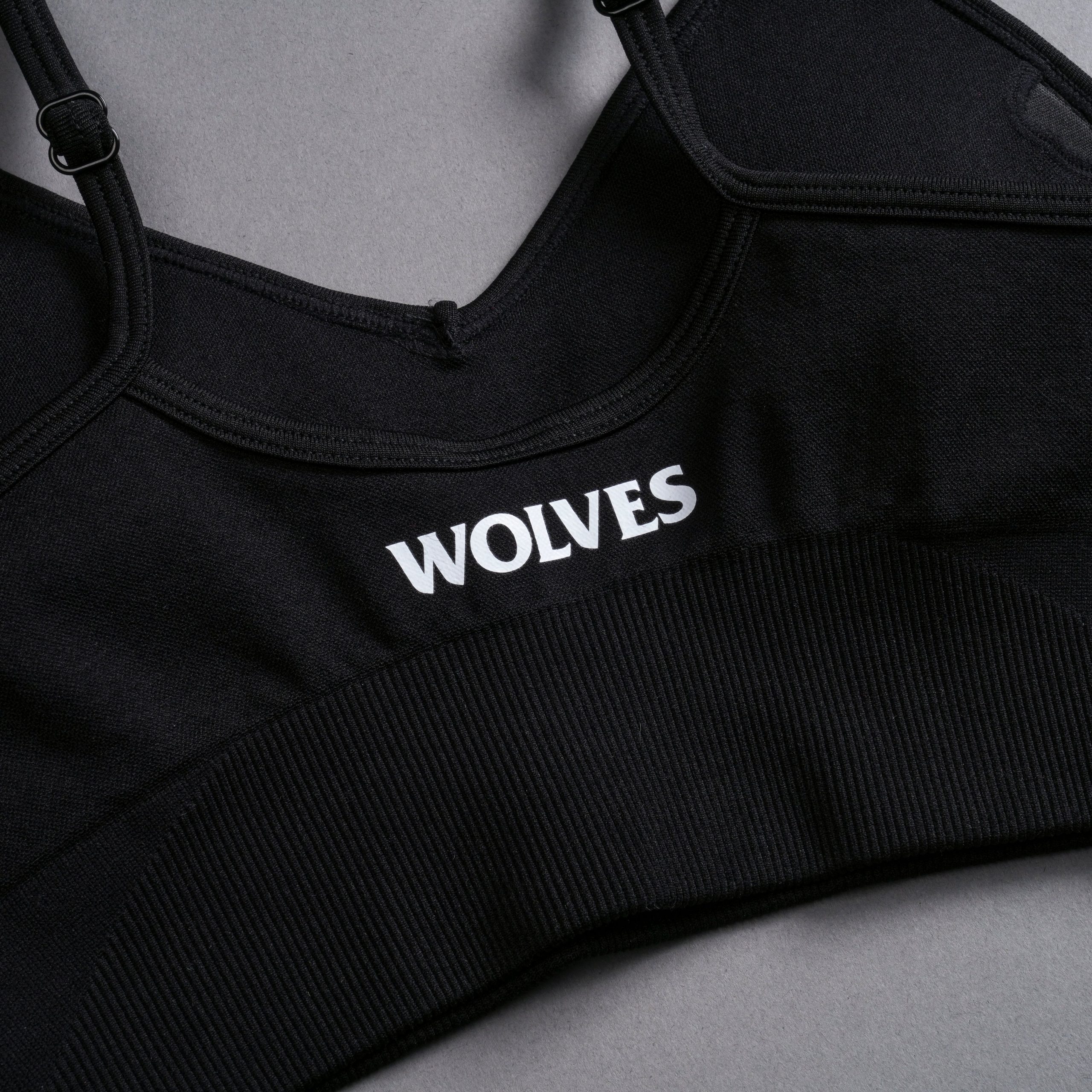 Victory Everson Seamless Sports Bra in Black - Image 9