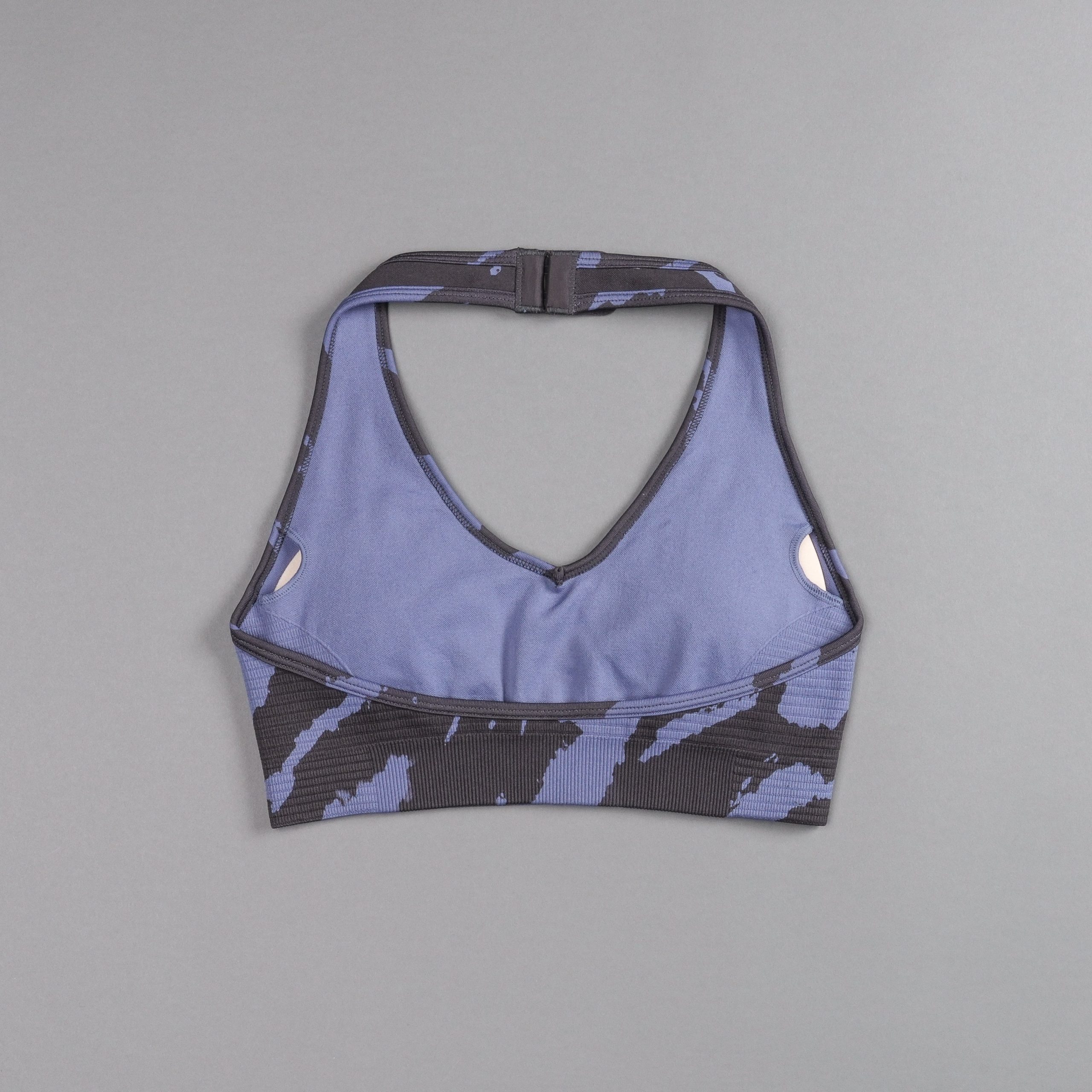 Single Wolf Everson Seamless Valencourt Bra in Purple Stone Native Camo - Image 4