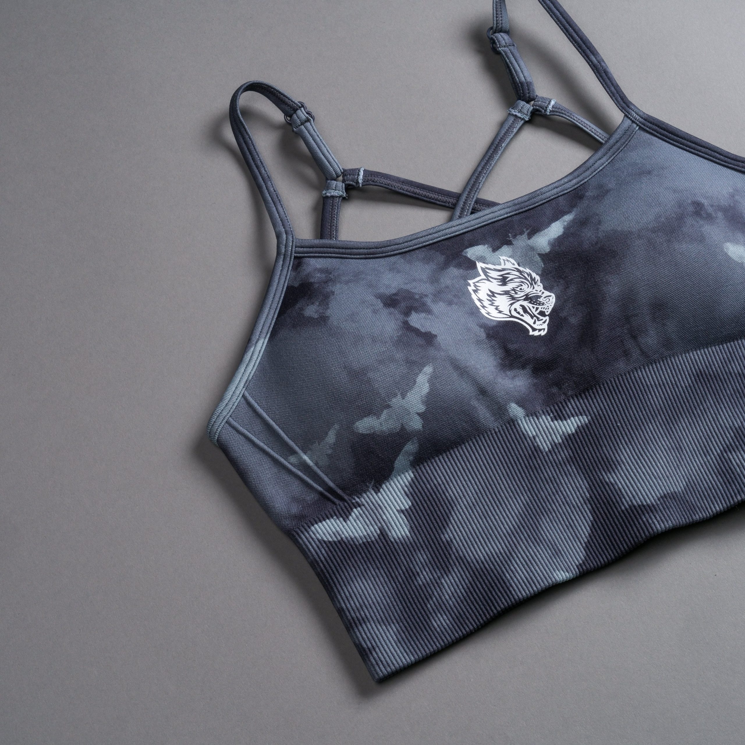 Single Wolf Chopper Everson Seamless Huxley Bra in Blue Lagoon Death Moth Ghost Clouds - Image 7