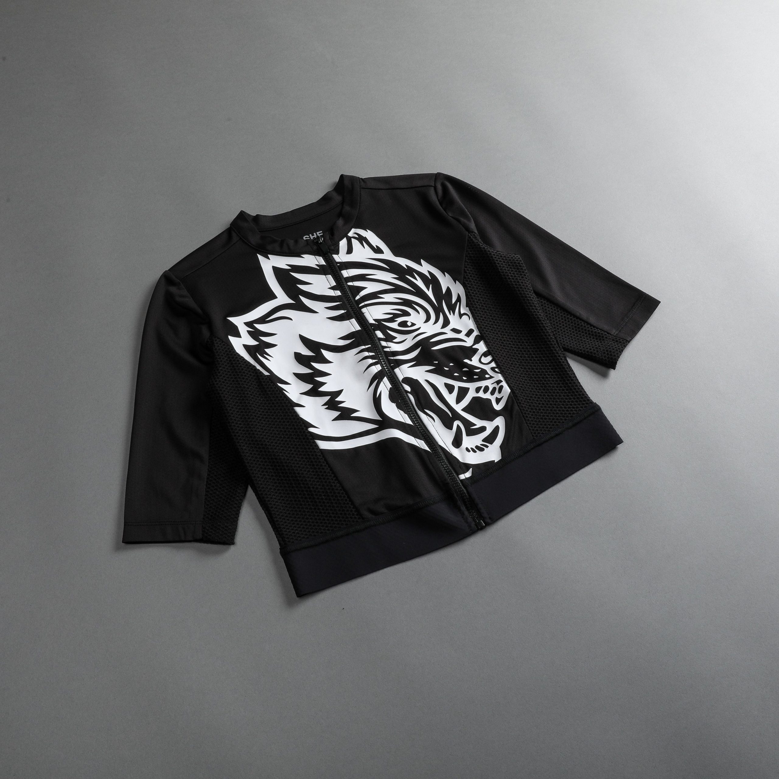 Big Wolf She Cycling Jersey in Black - Image 5