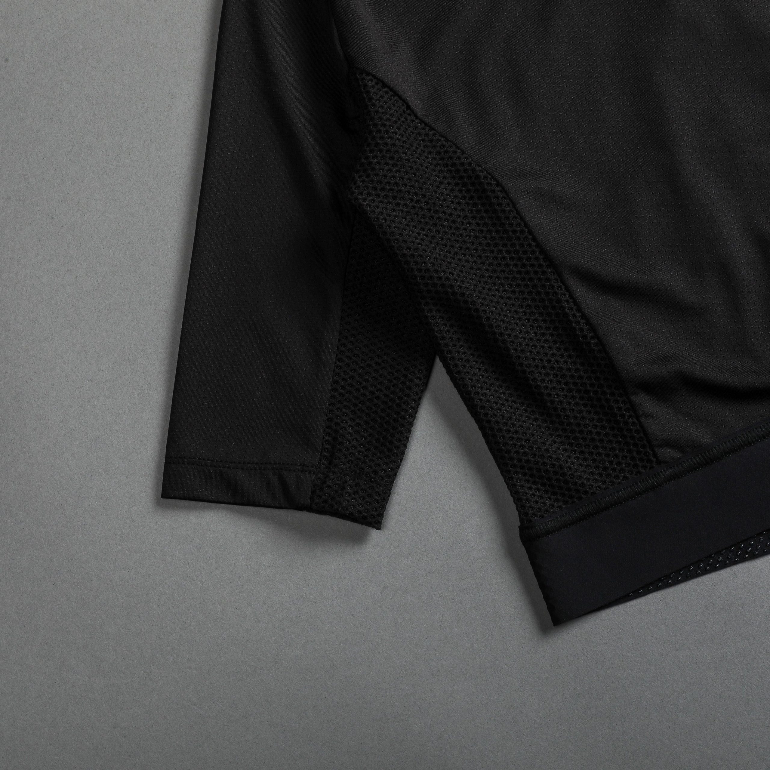Big Wolf She Cycling Jersey in Black - Image 8