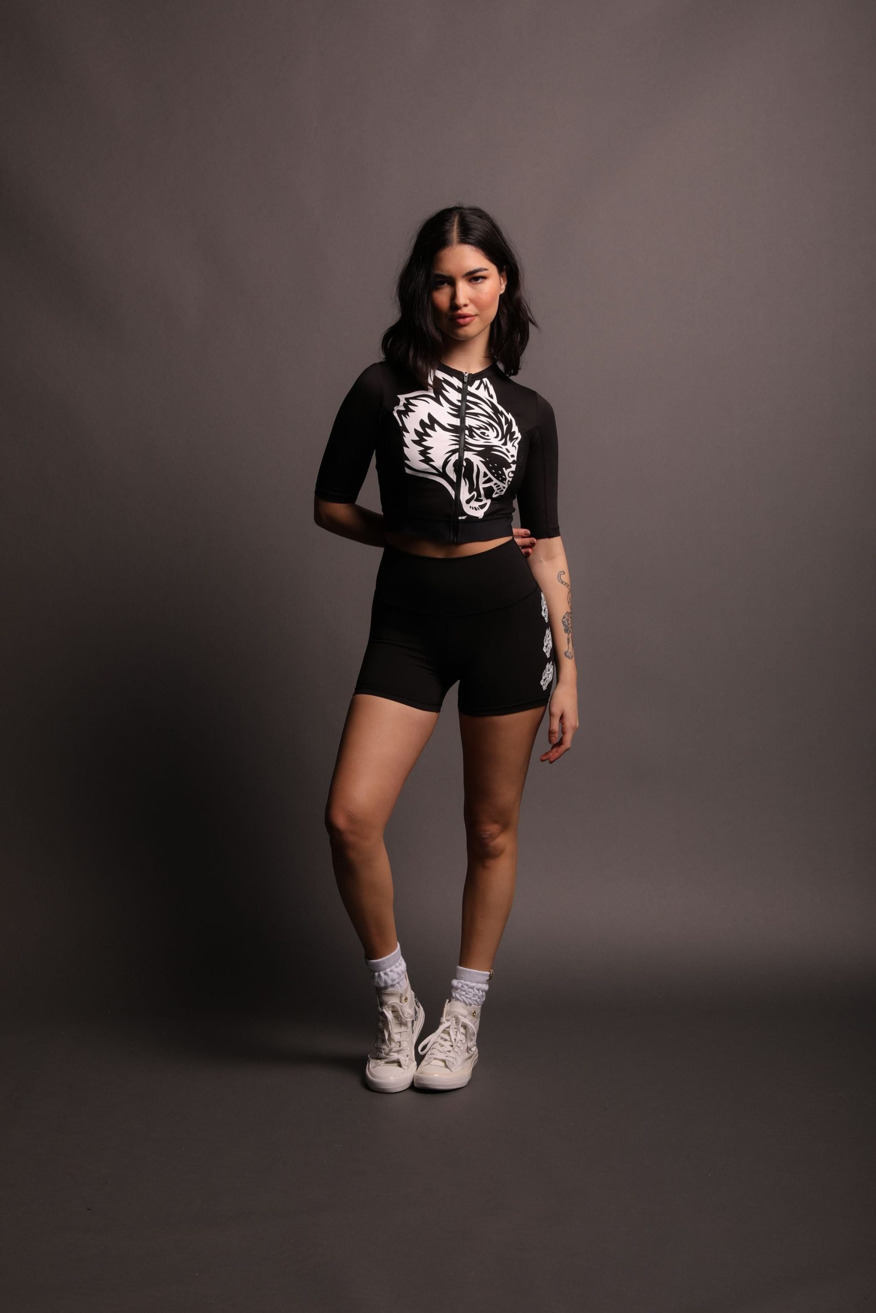 Big Wolf She Cycling Jersey in Black - Image 9