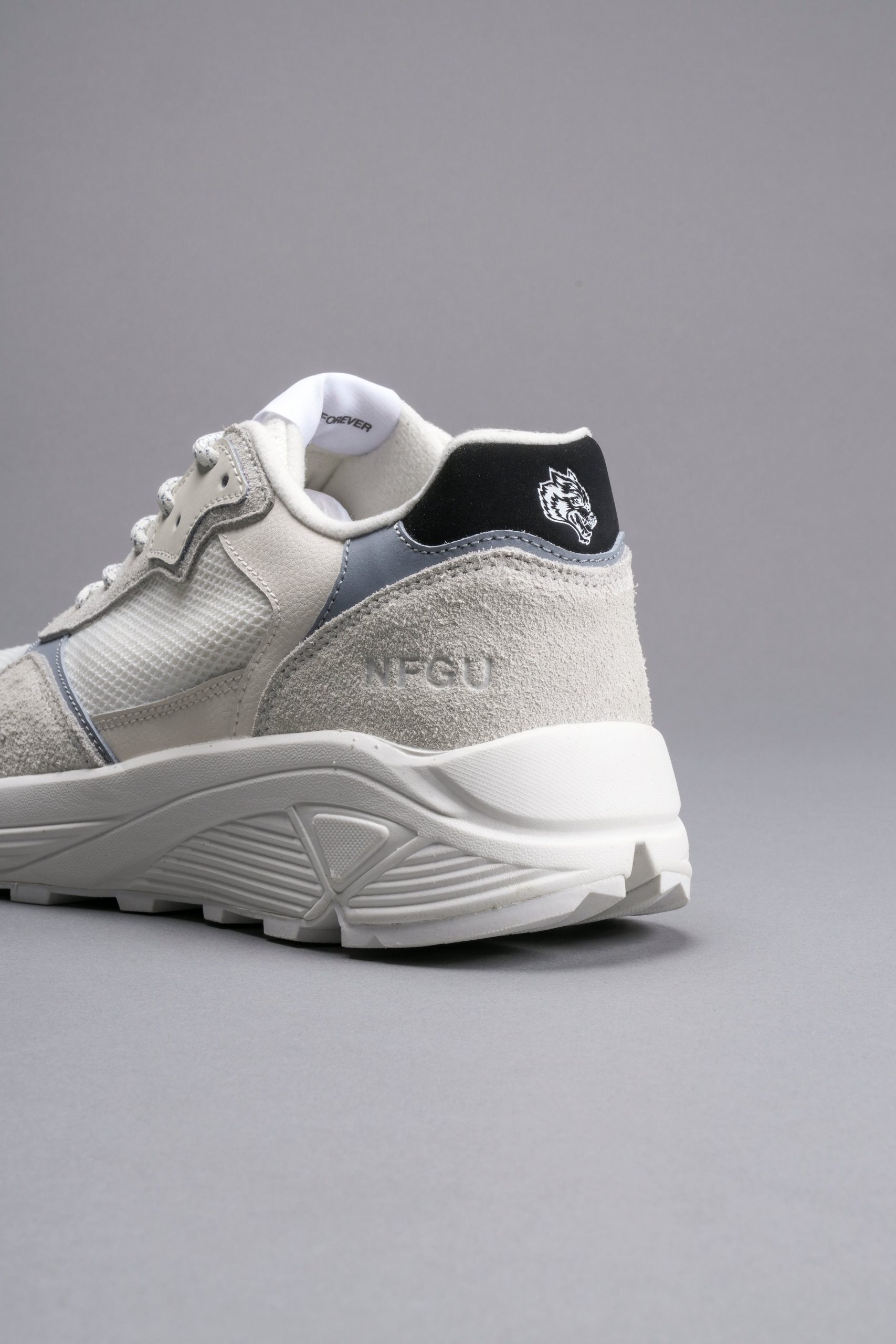 Run-1 Shoes in Tradewind Gray - Image 6