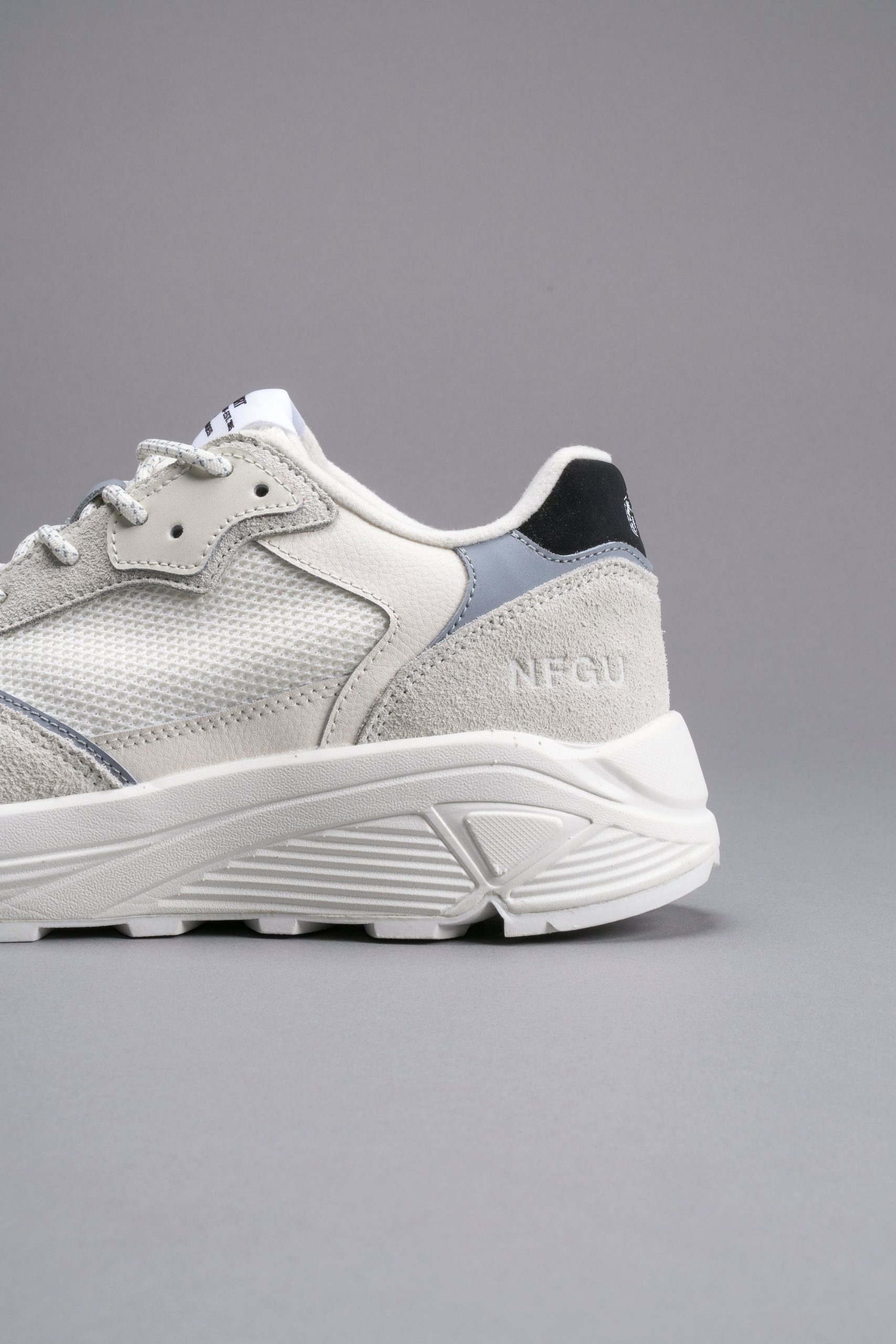 Run-1 Shoes in Tradewind Gray - Image 10