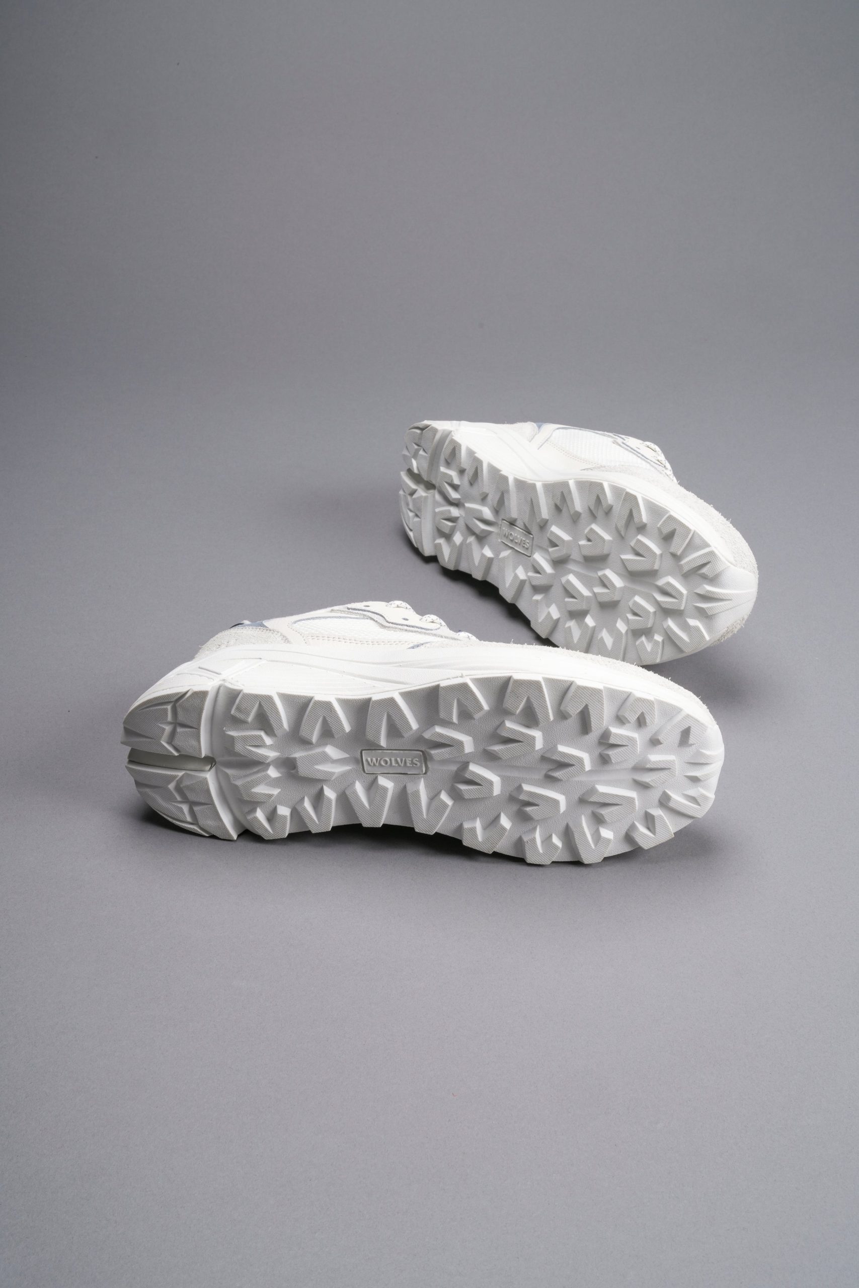 Run-1 Shoes in Tradewind Gray - Image 11